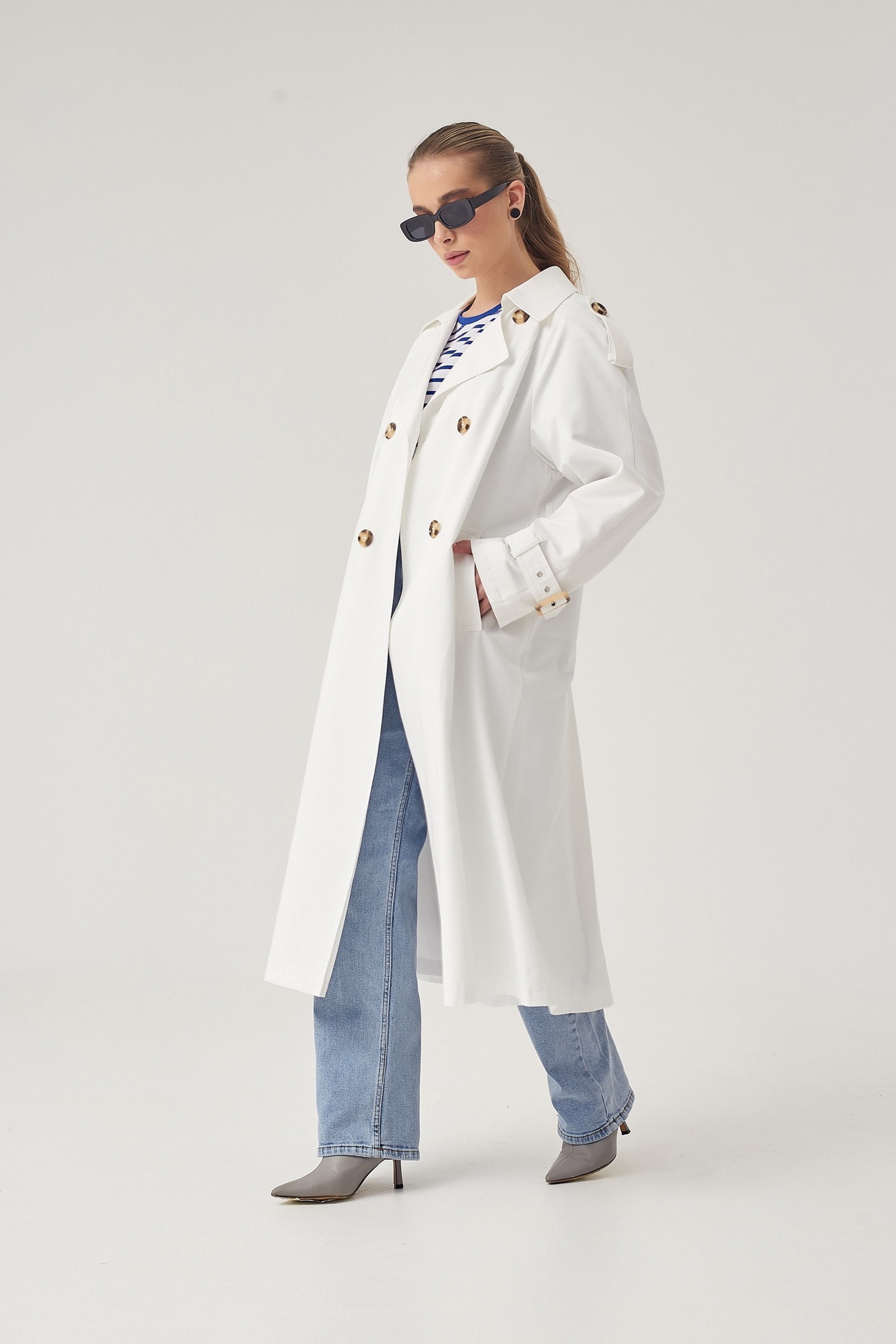 Модель для предметной съемки Александра Д. Н.Н.| Sale Easy