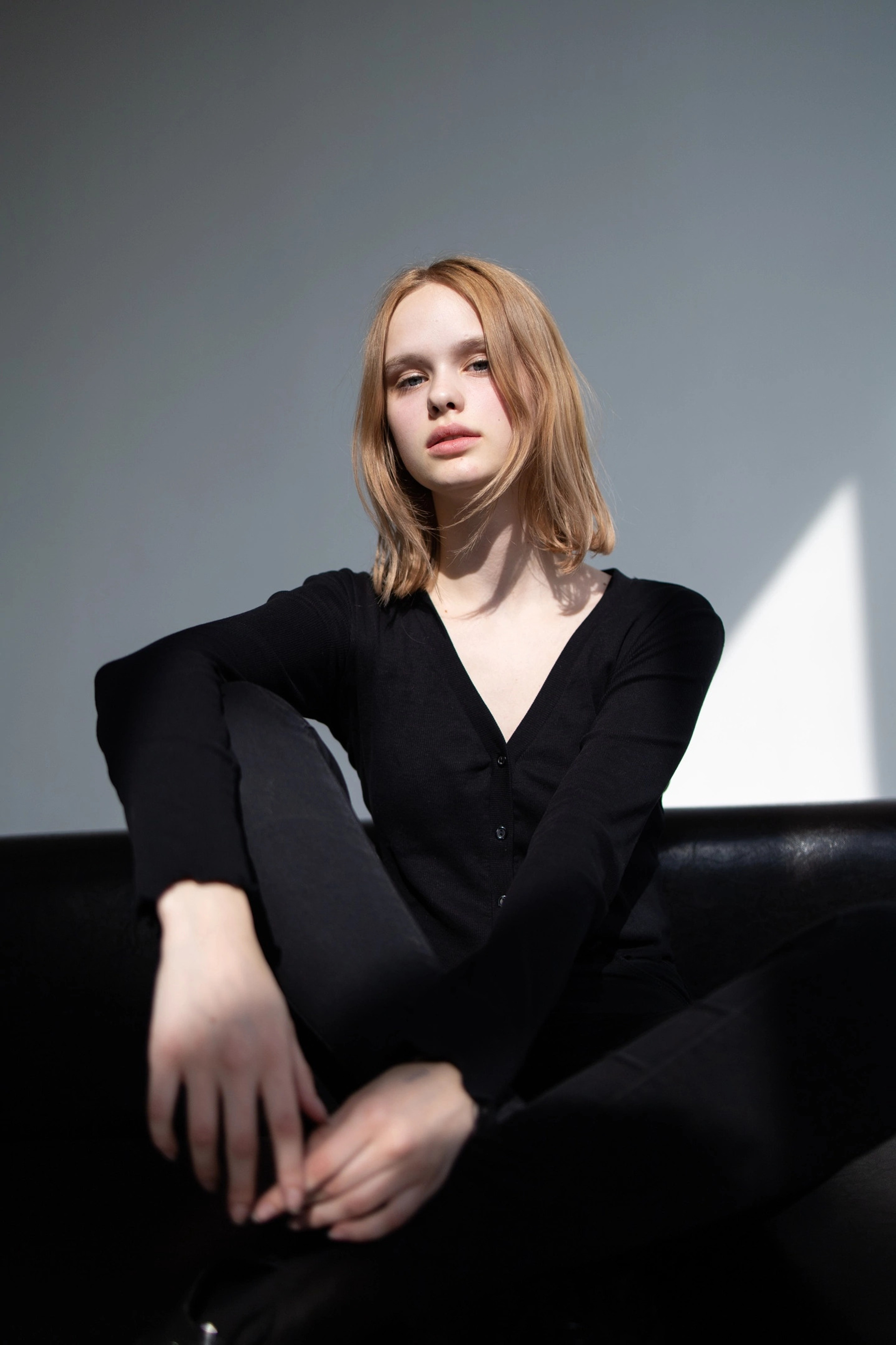 Модель для предметной съемки Софья ЧК Н.Новгород | Sale Easy