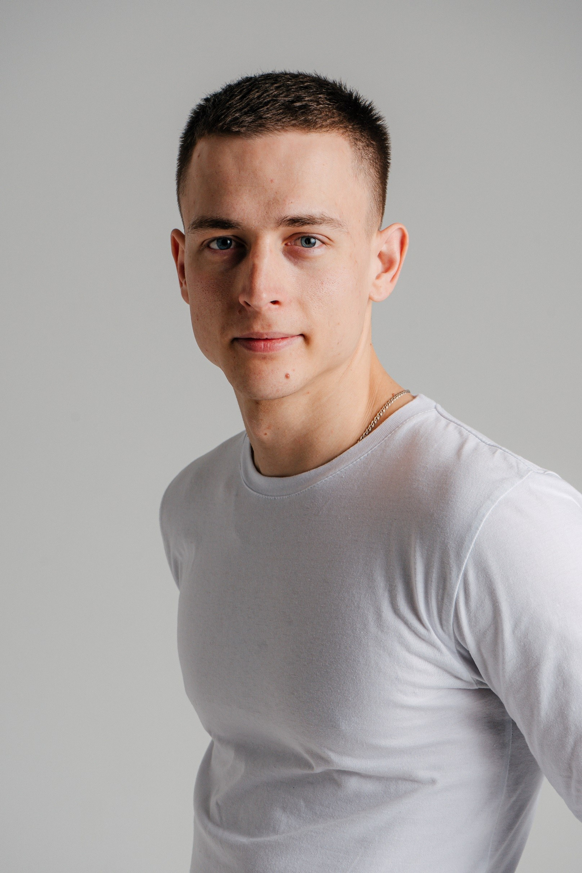 Модель для предметной съемки  Николай А Сочи| Sale Easy