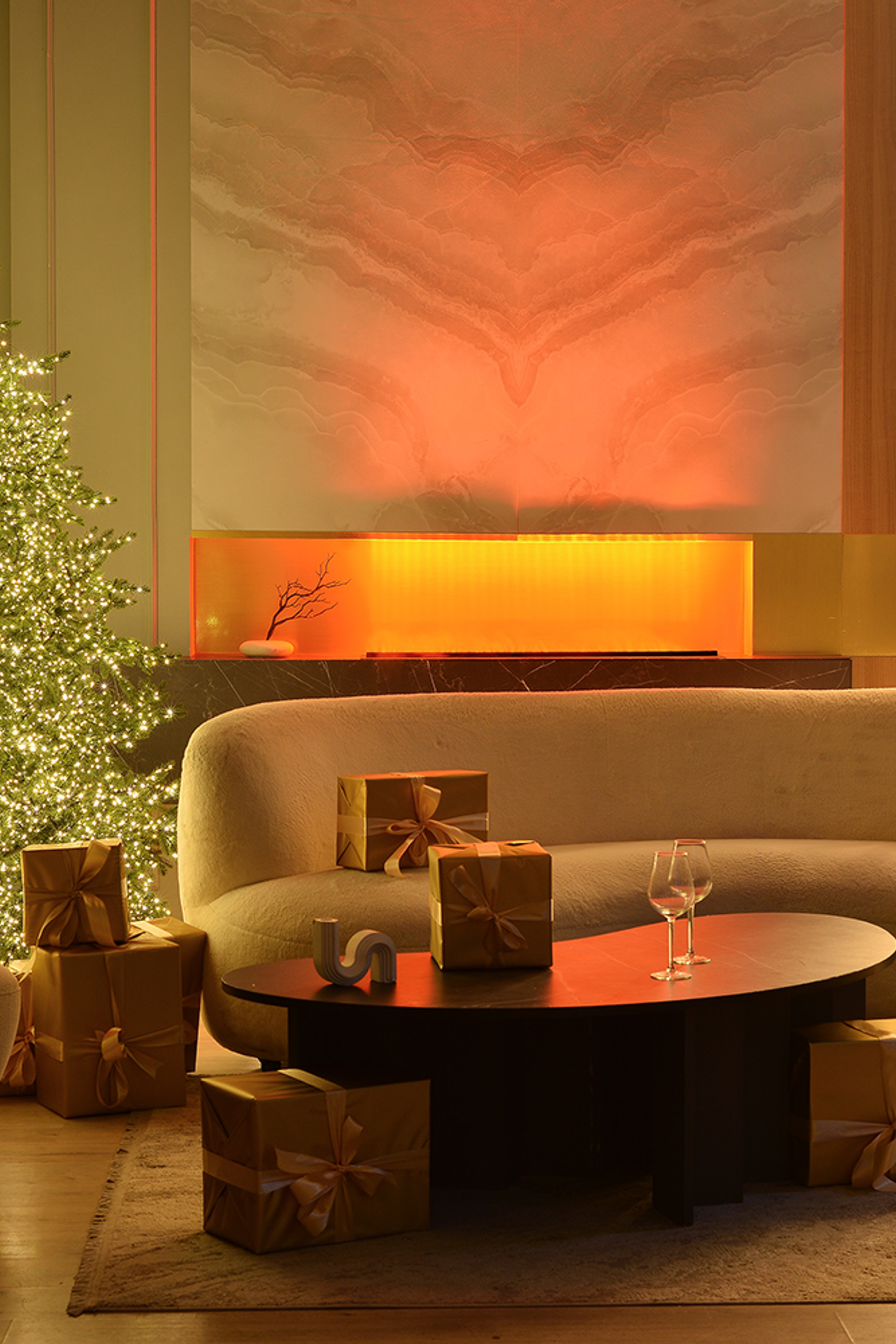 Студия для предметной съемки CROSS — Saturday Москва | Sale Easy