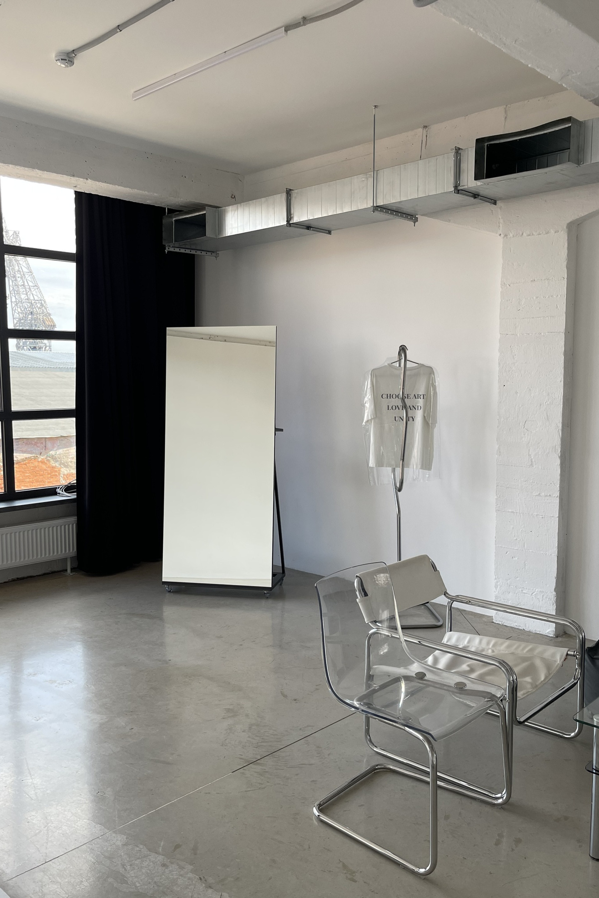 Студия UNITY STUDIO — зал Контент для предм. съемки С.-Пб|Sale Easy