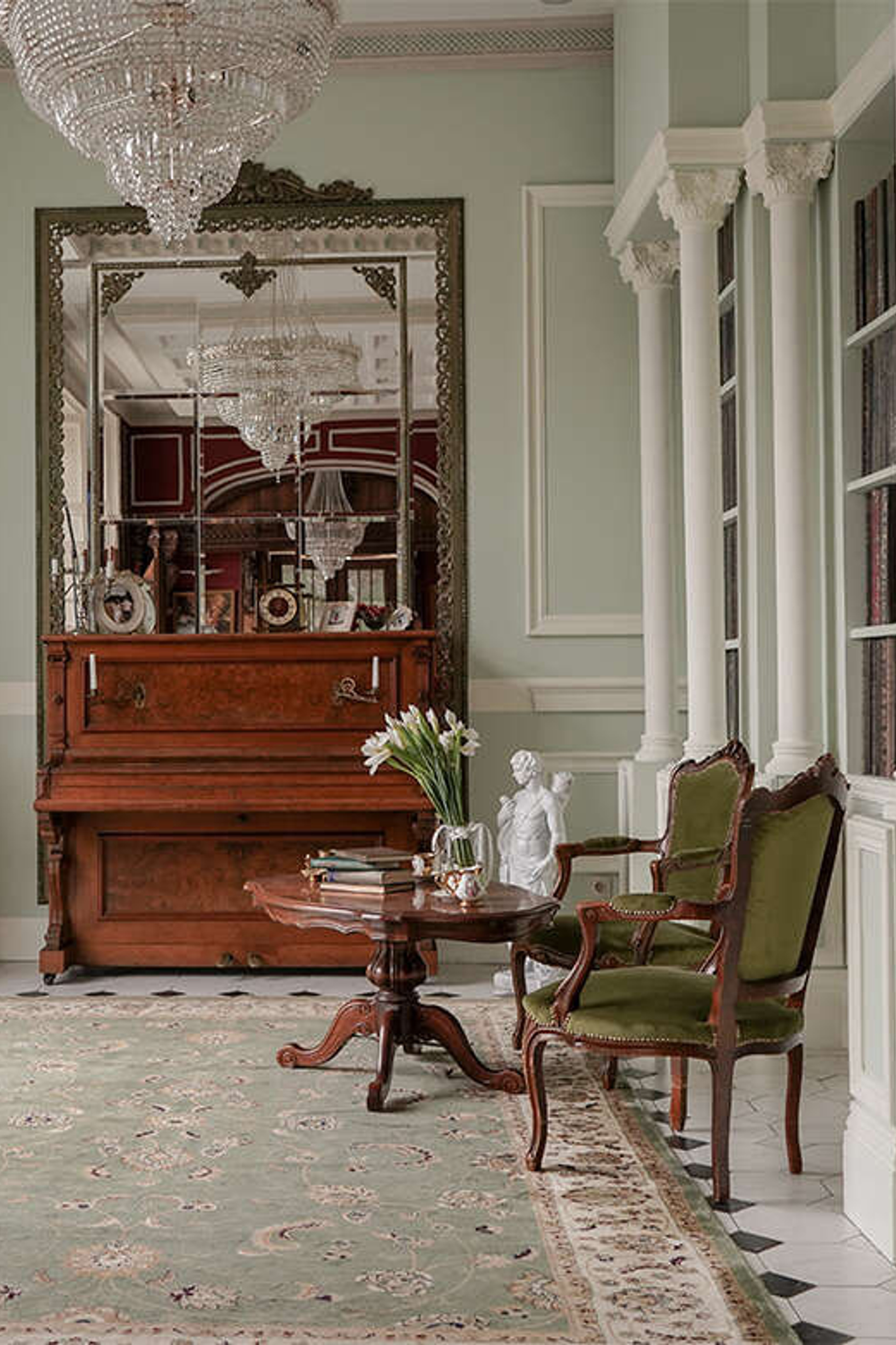 Студия LEONA — зал Галерея для предм. съемки С.-Пб|Sale Easy