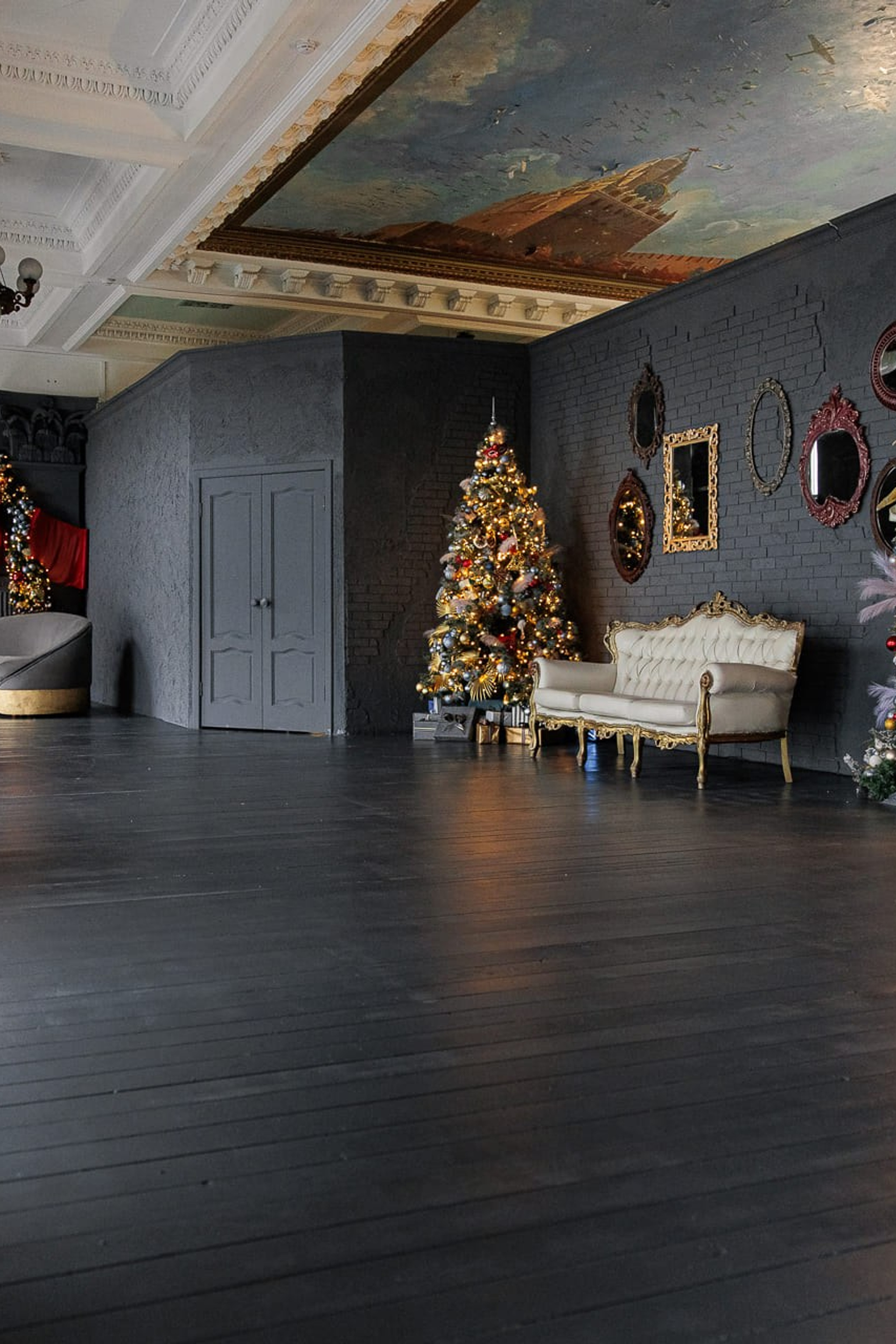 Студия MANSARDA — Castle для предметной съемки Н.Новгород |Sale Easy