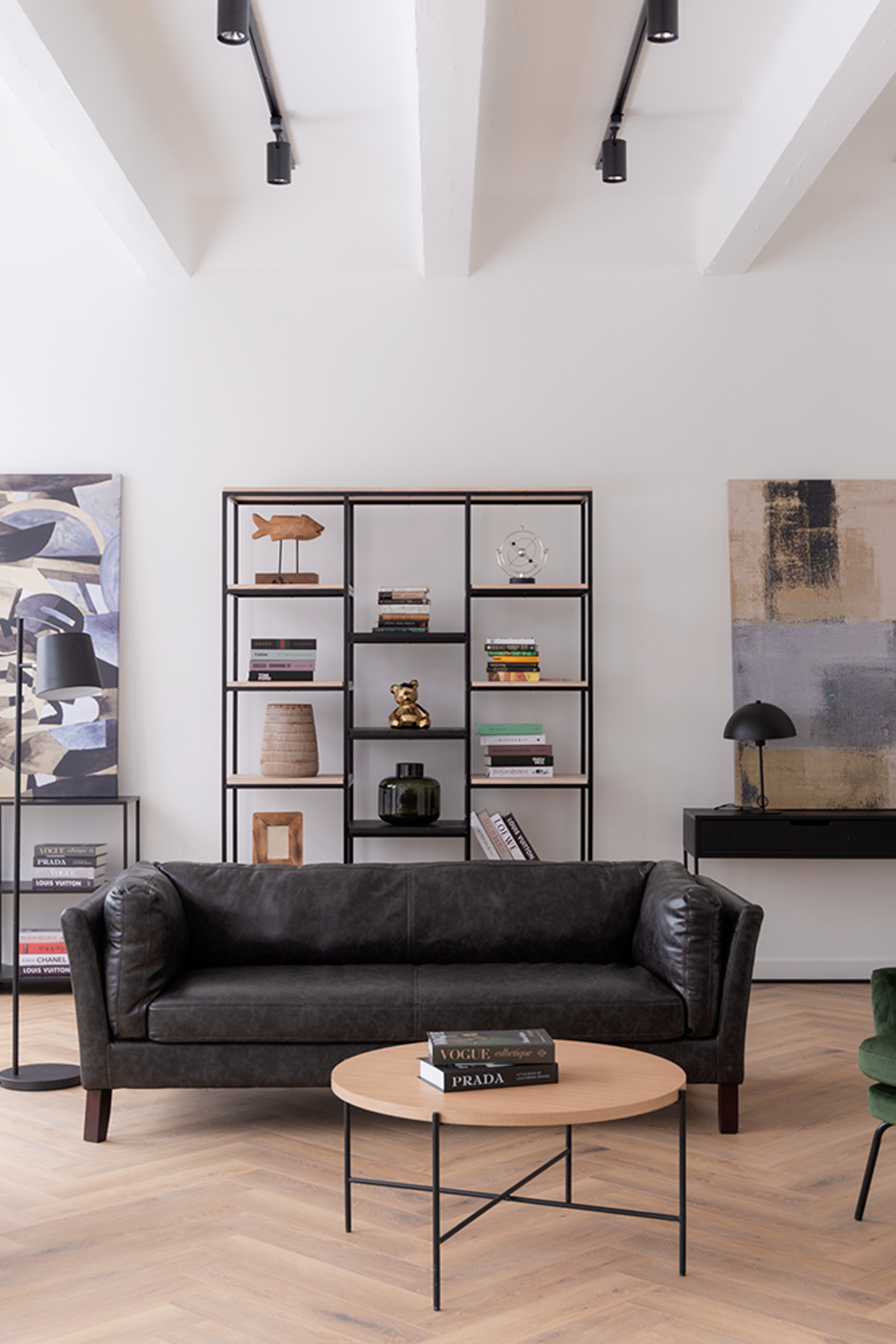 CROSS   — Room № 203