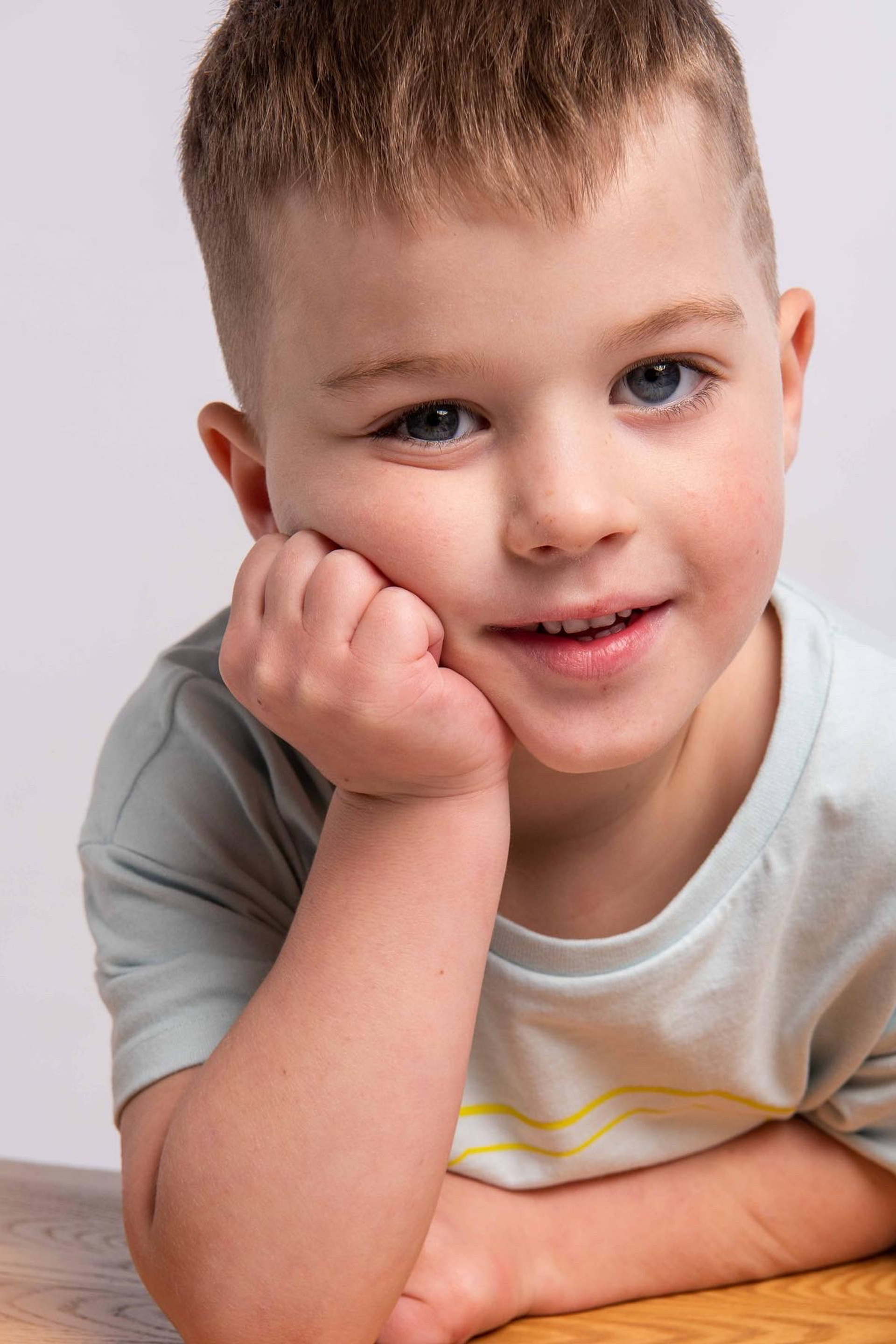 Модели дети для предметной съемки Степан Москва | Sale Easy