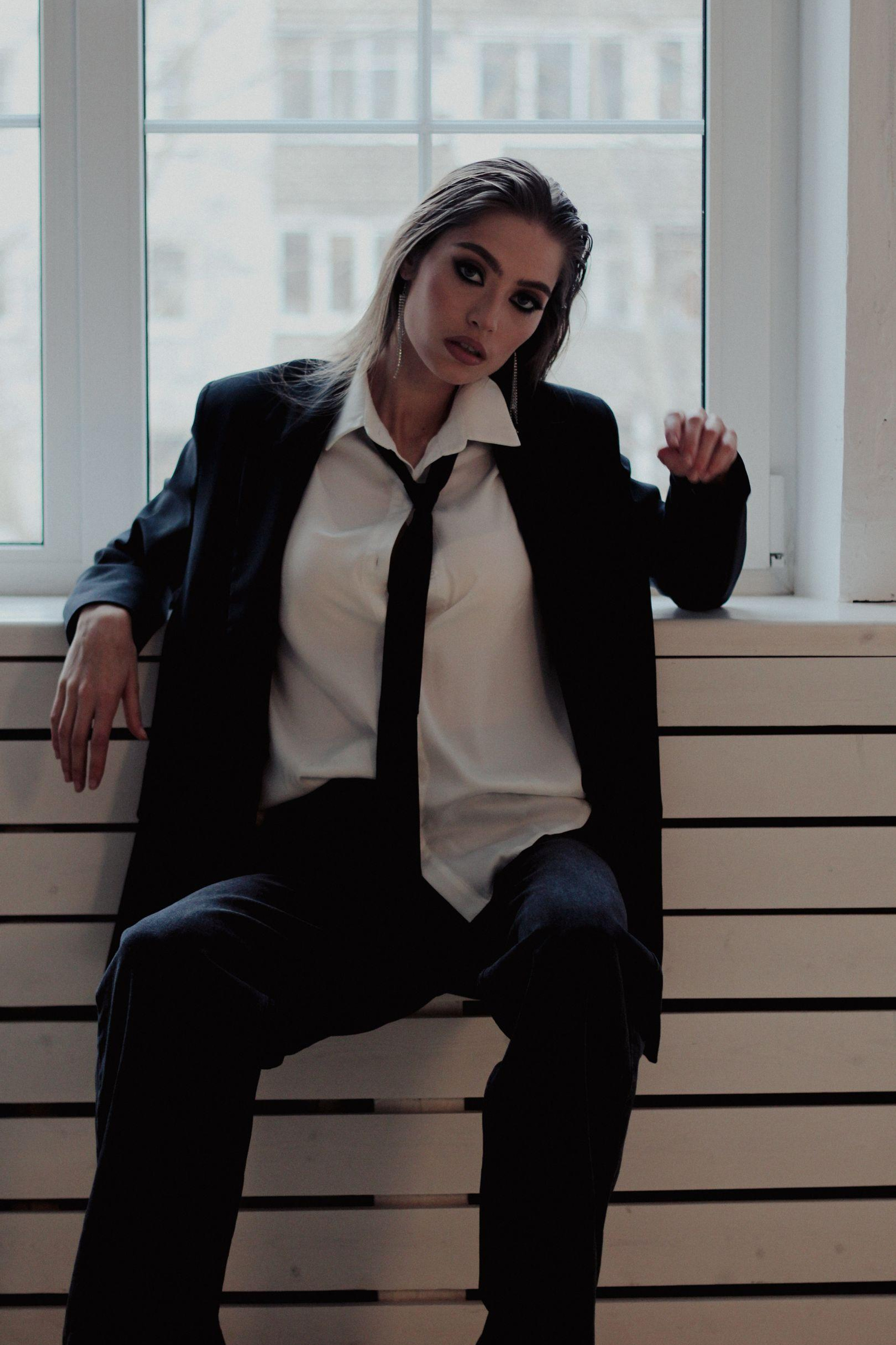 Модель для предметной съемки Анастасия ЧК Н.Новгород | Sale Easy