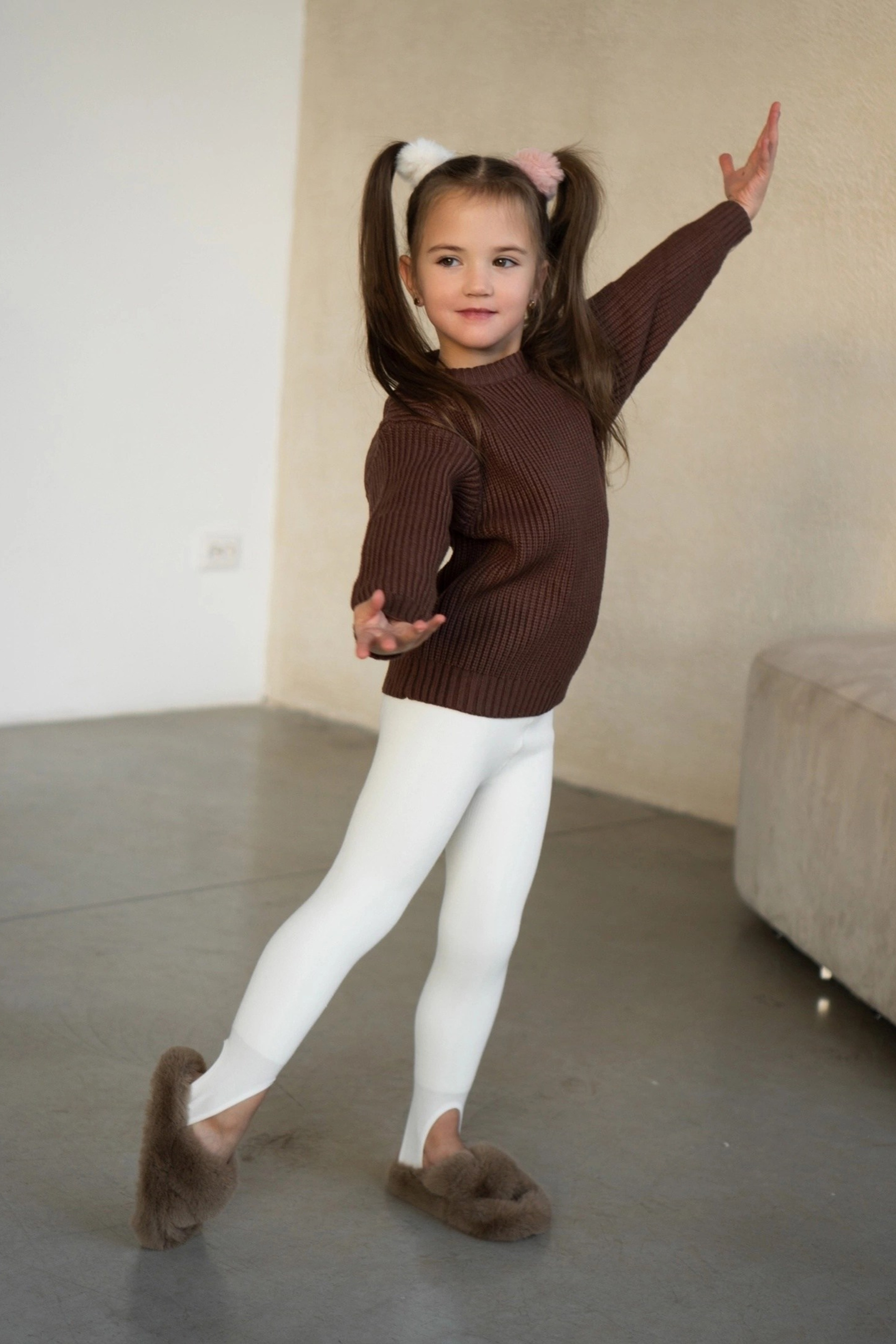 Модель для предметной съемки Эмма С.-Пб| Sale Easy