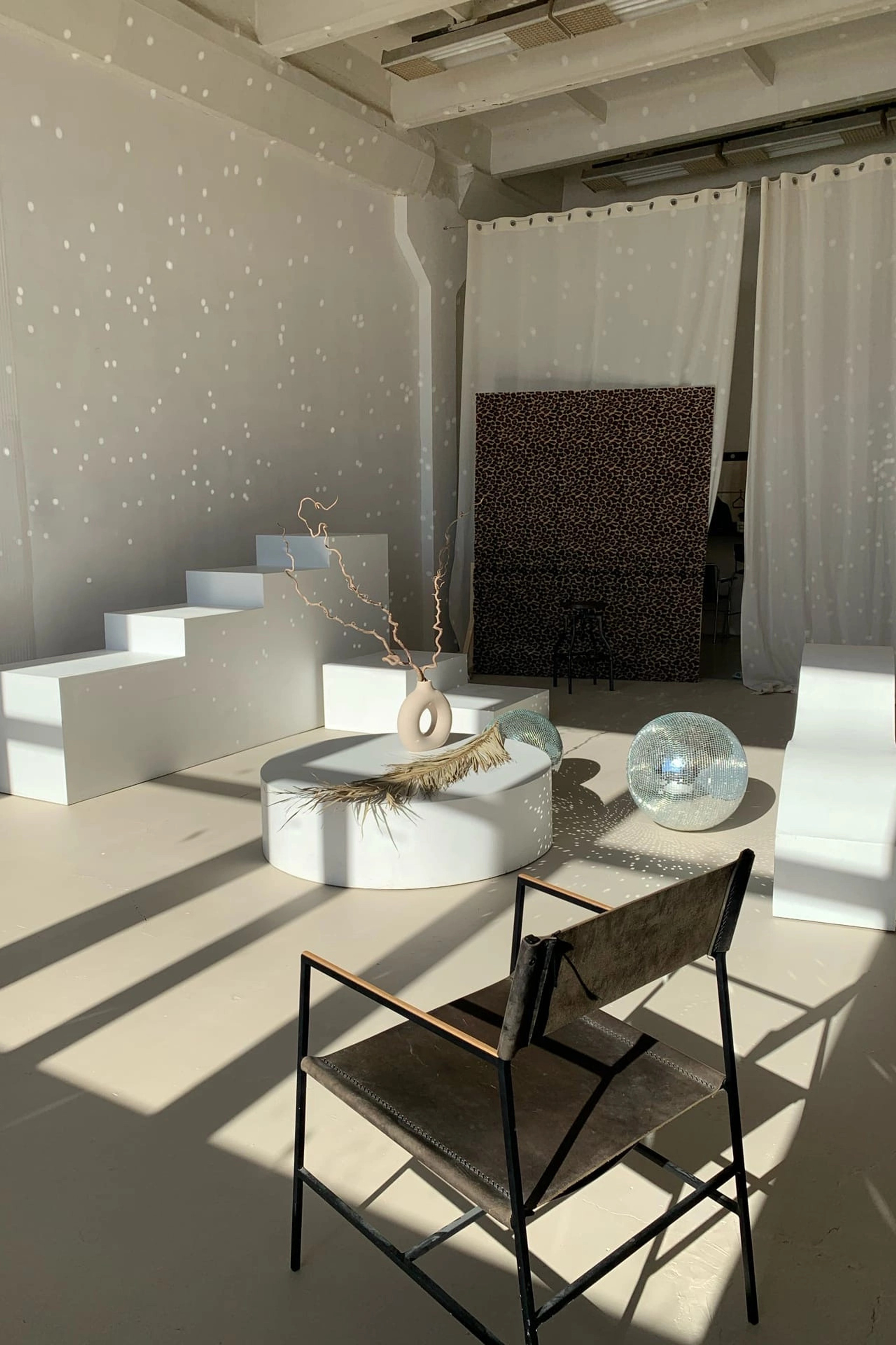 Студия Nartov Татуин для предметной съемки Н.Новгород |Sale Easy