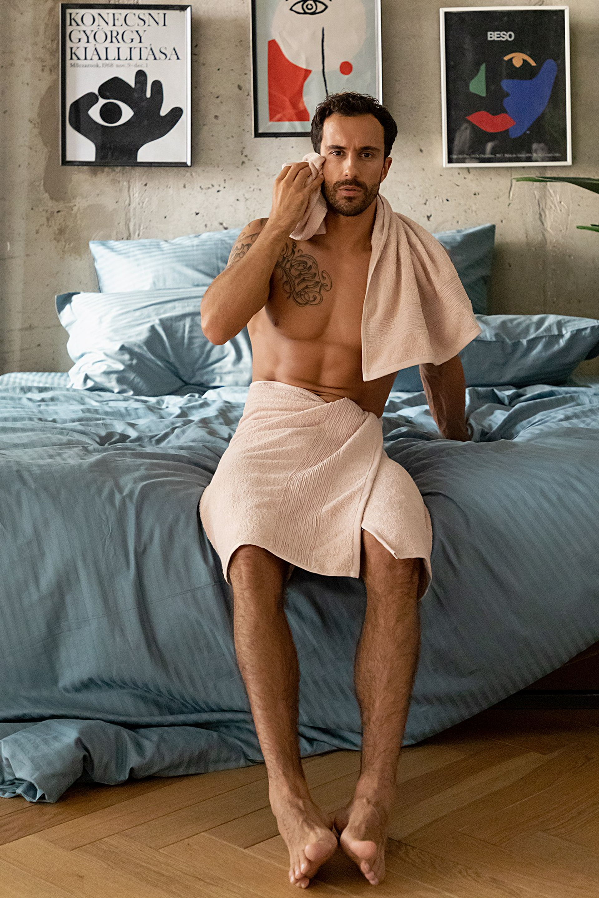 Модель для предметной съемки Илья Ж Москва | Sale Easy