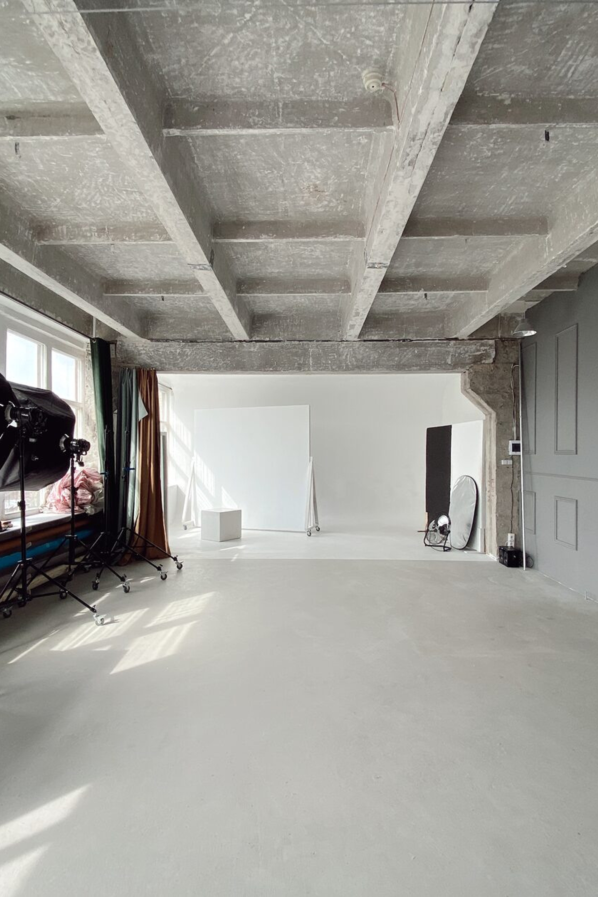 Студия 6 etage Blanc для предметной съемки Красноярск|Sale Easy