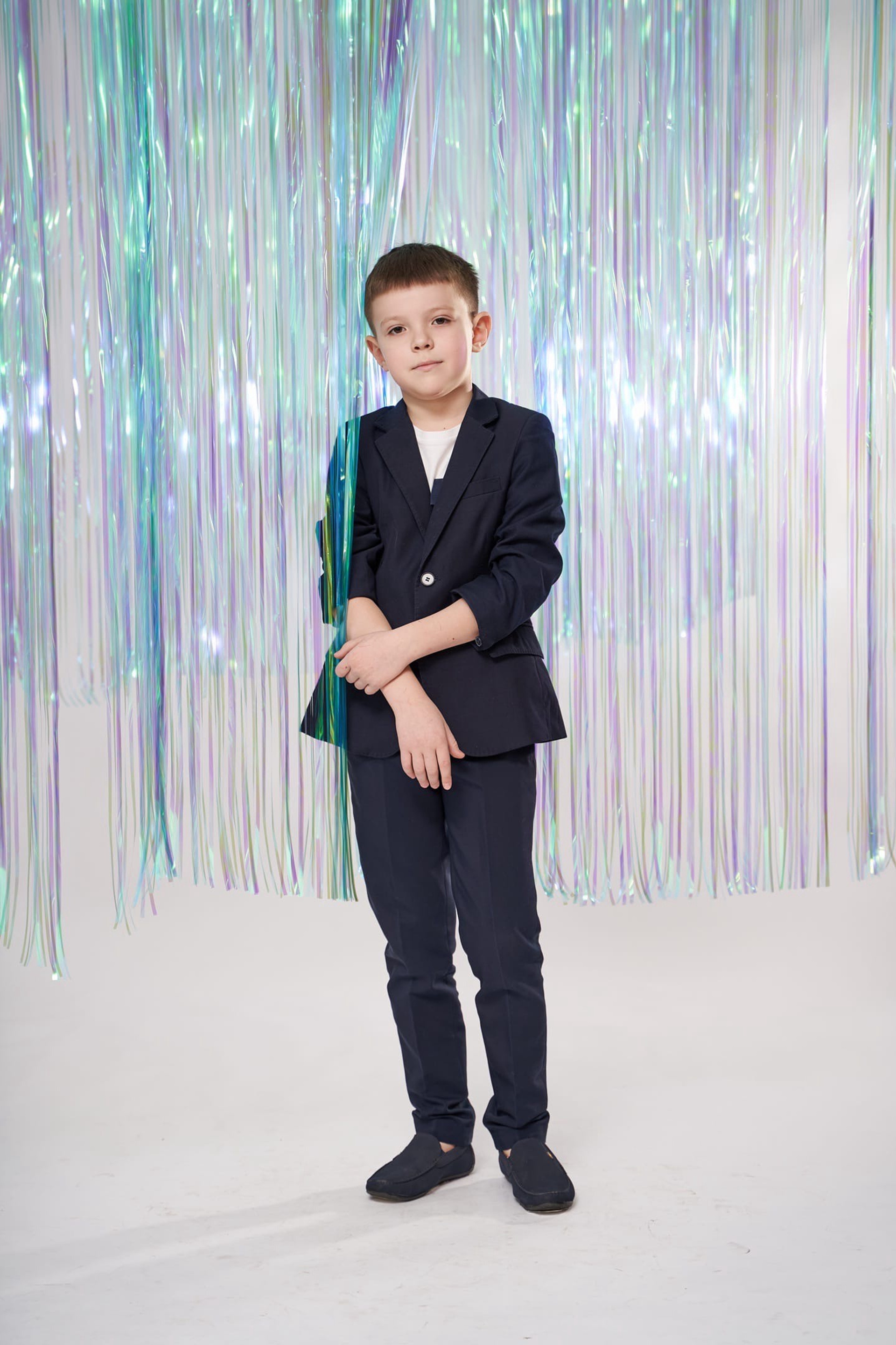 Модель мальчик для предметной съемки Елисей Красноярск| Sale Easy