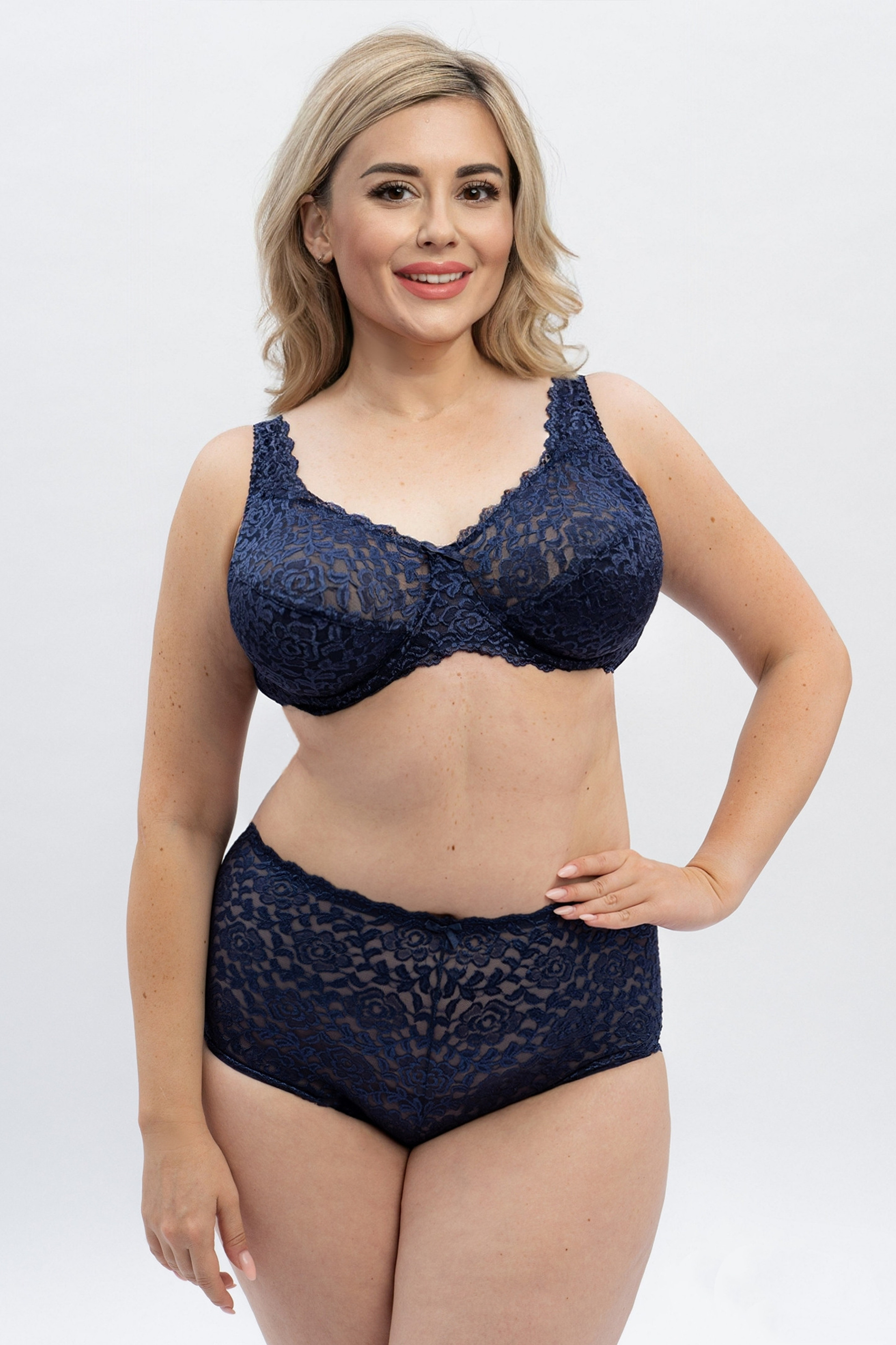 Модель plus size для предметной съемки Екатерина Н.Москва | Sale Easy