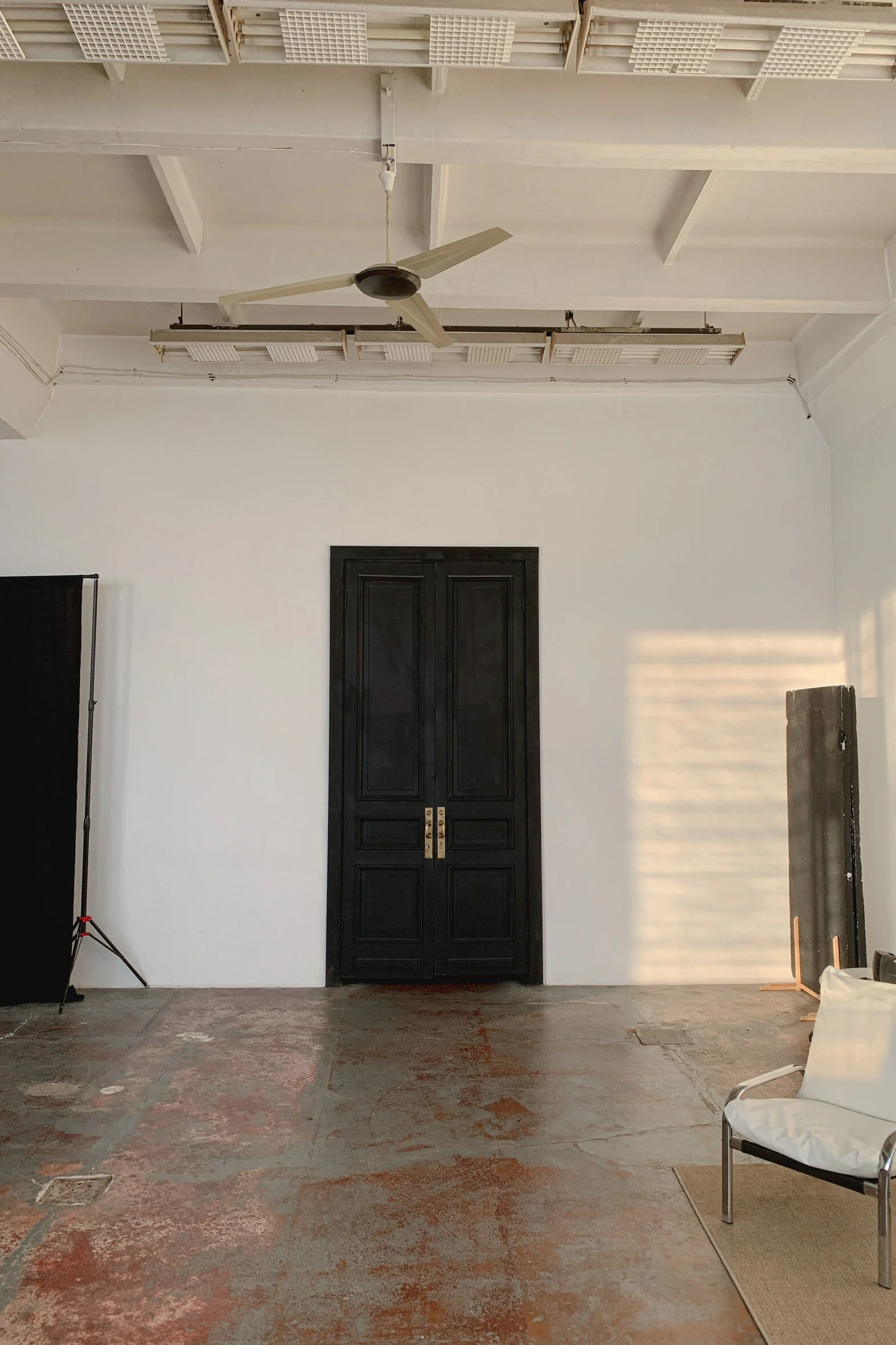 Студия DOM STUDIOS — ZAL для предметной съемки Н.Новгород |Sale Easy