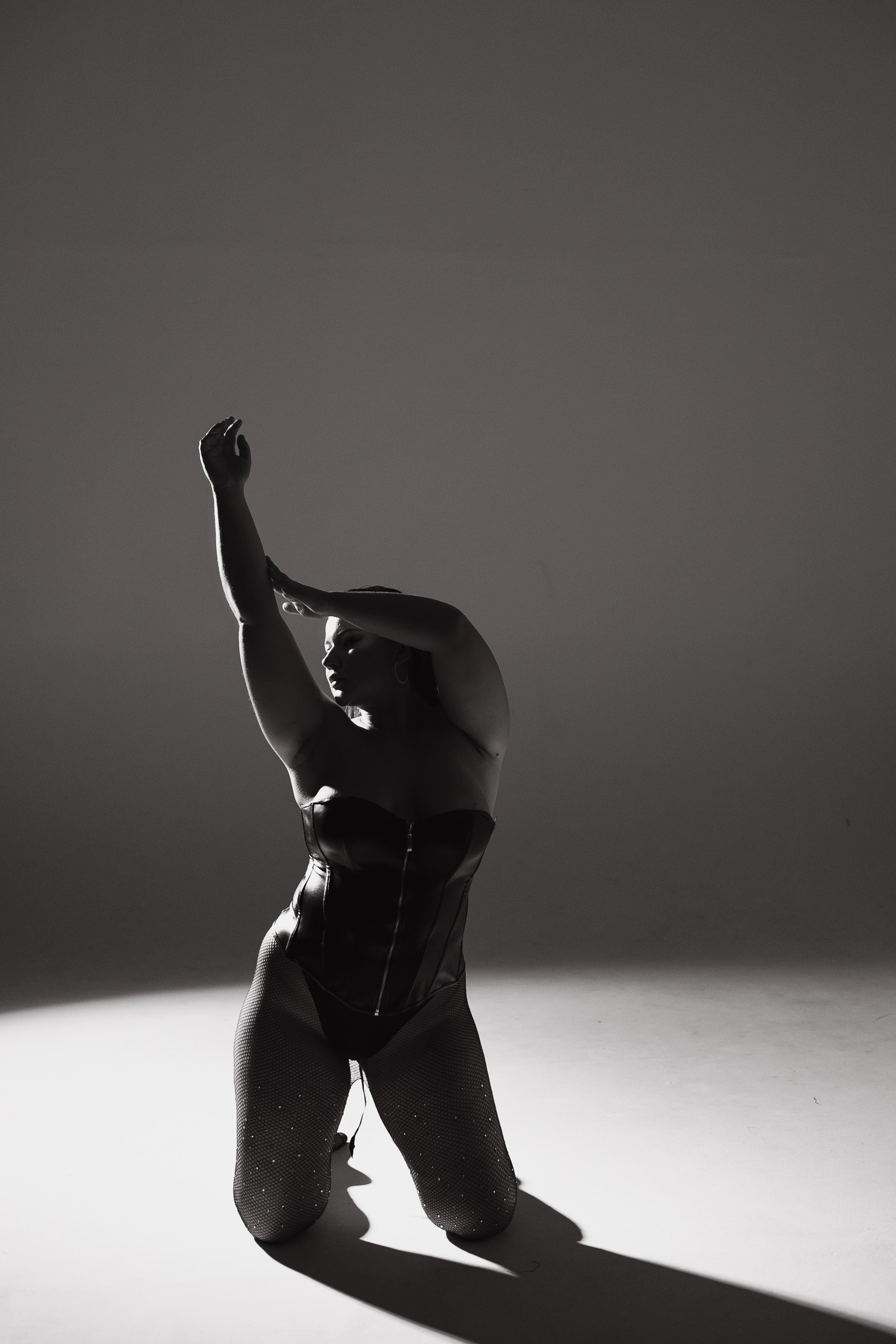 Модель plus size для предметной съемки Регина Б. Москва | Sale Easy