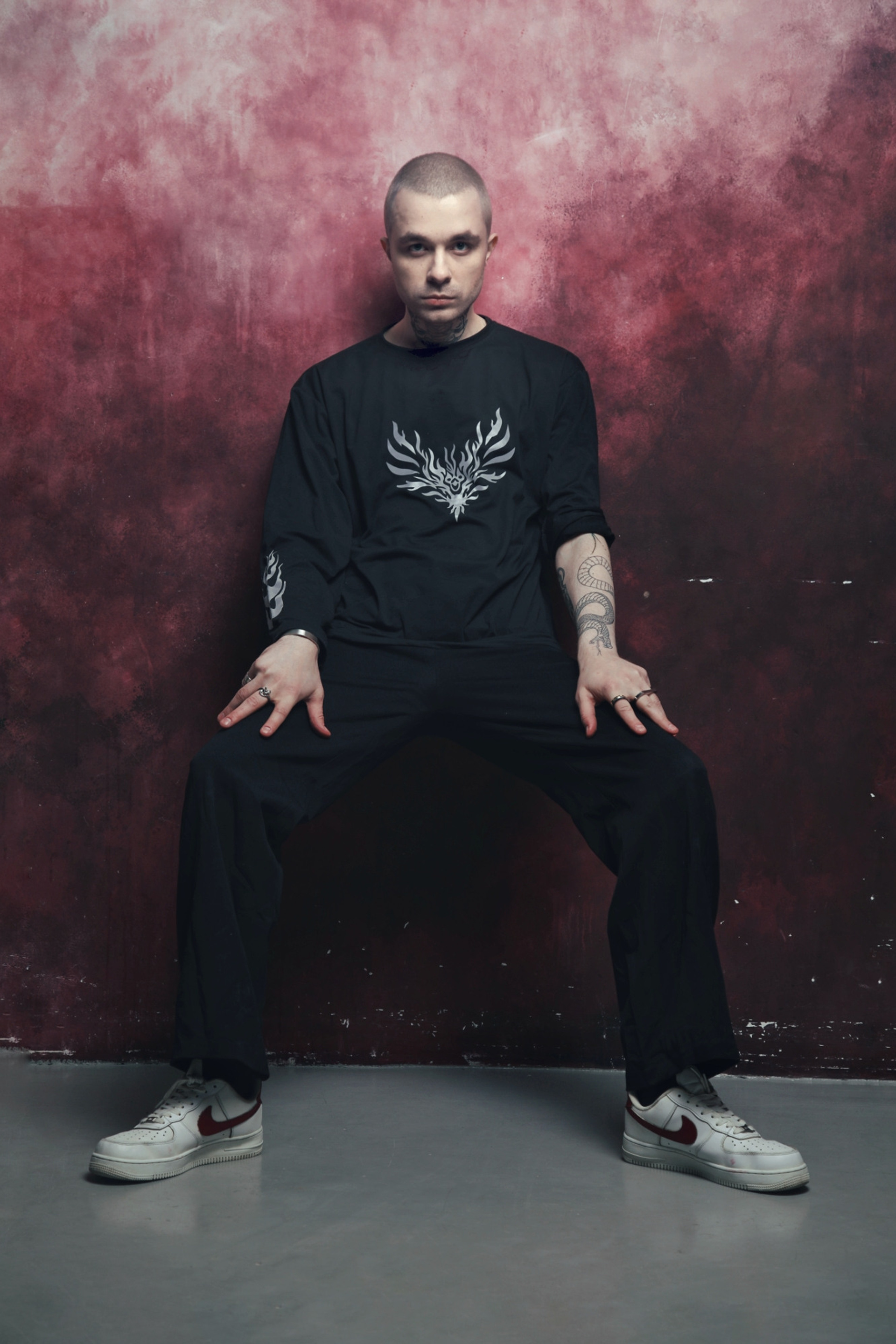 Модель для предметной съемки Василий Москва | Sale Easy