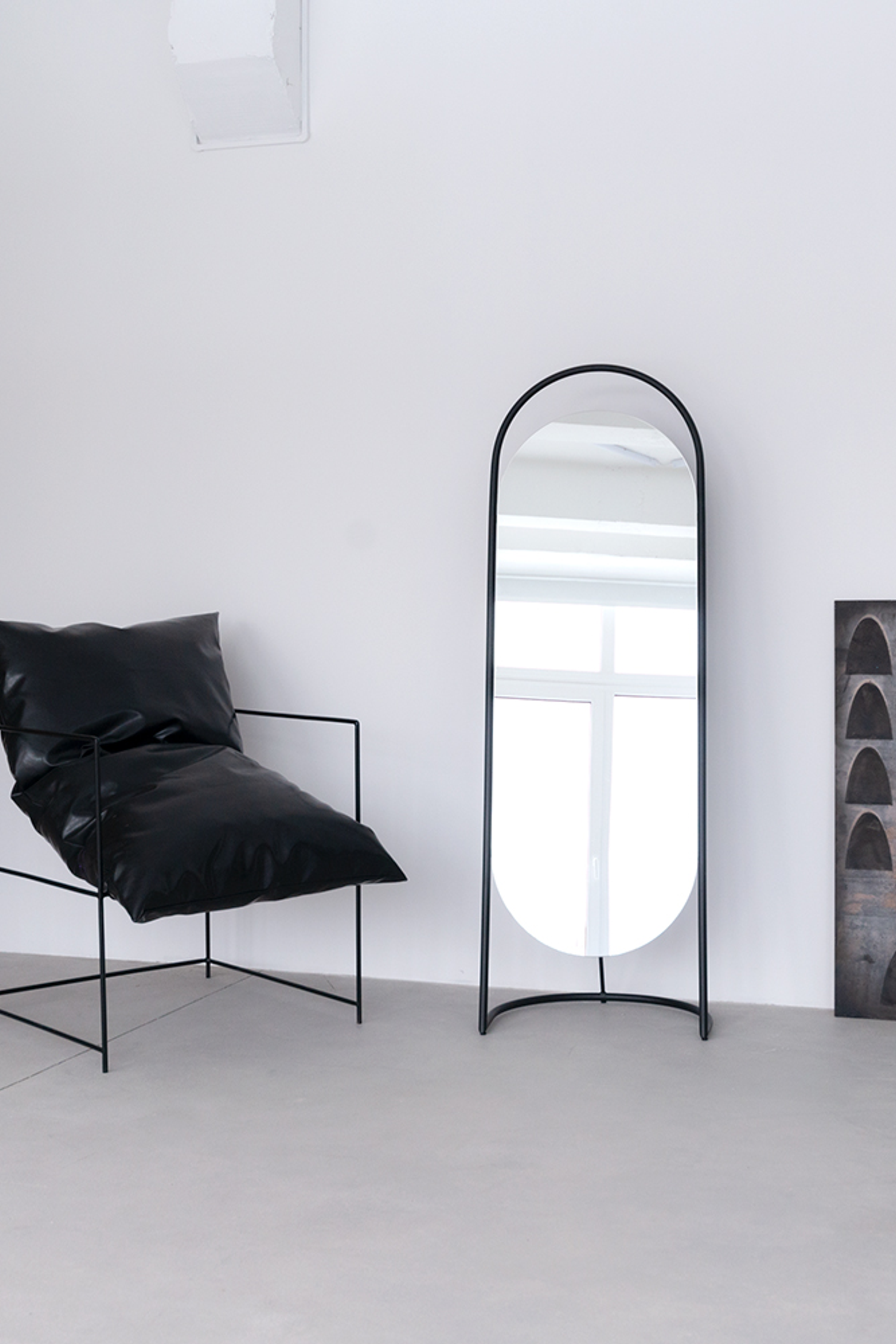 CROSS  — Room № 206