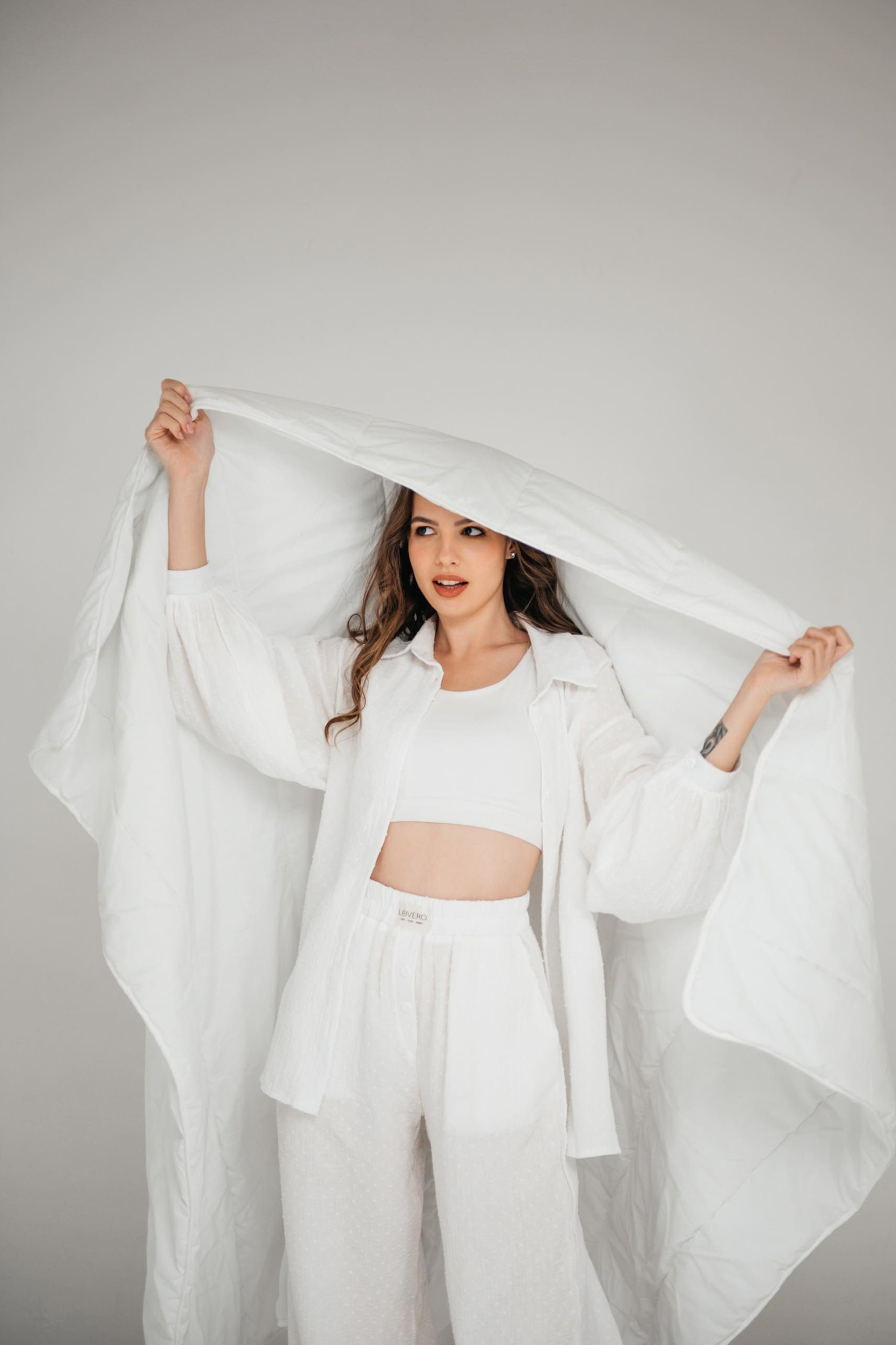 Модель для предметной съемки Яна 28 052 С-Пб| Sale Easy