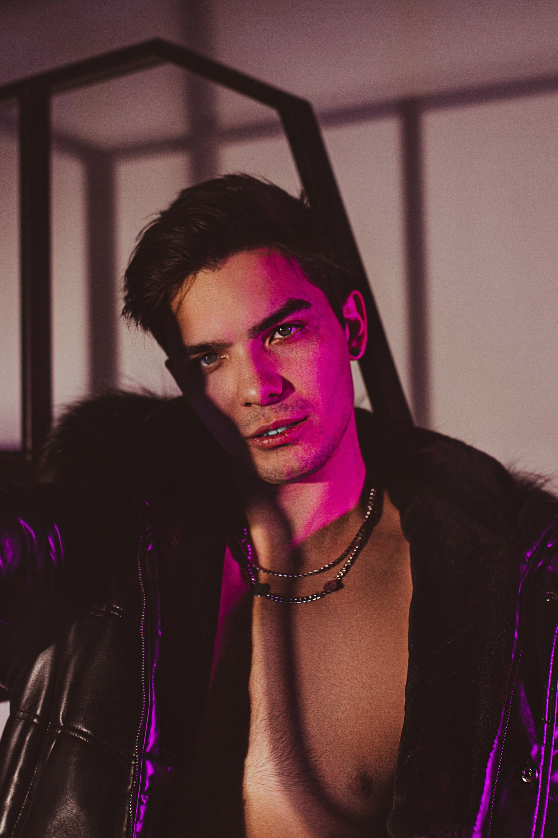 Модель для предметной съемки Аскар 17 025 Казань| Sale Easy