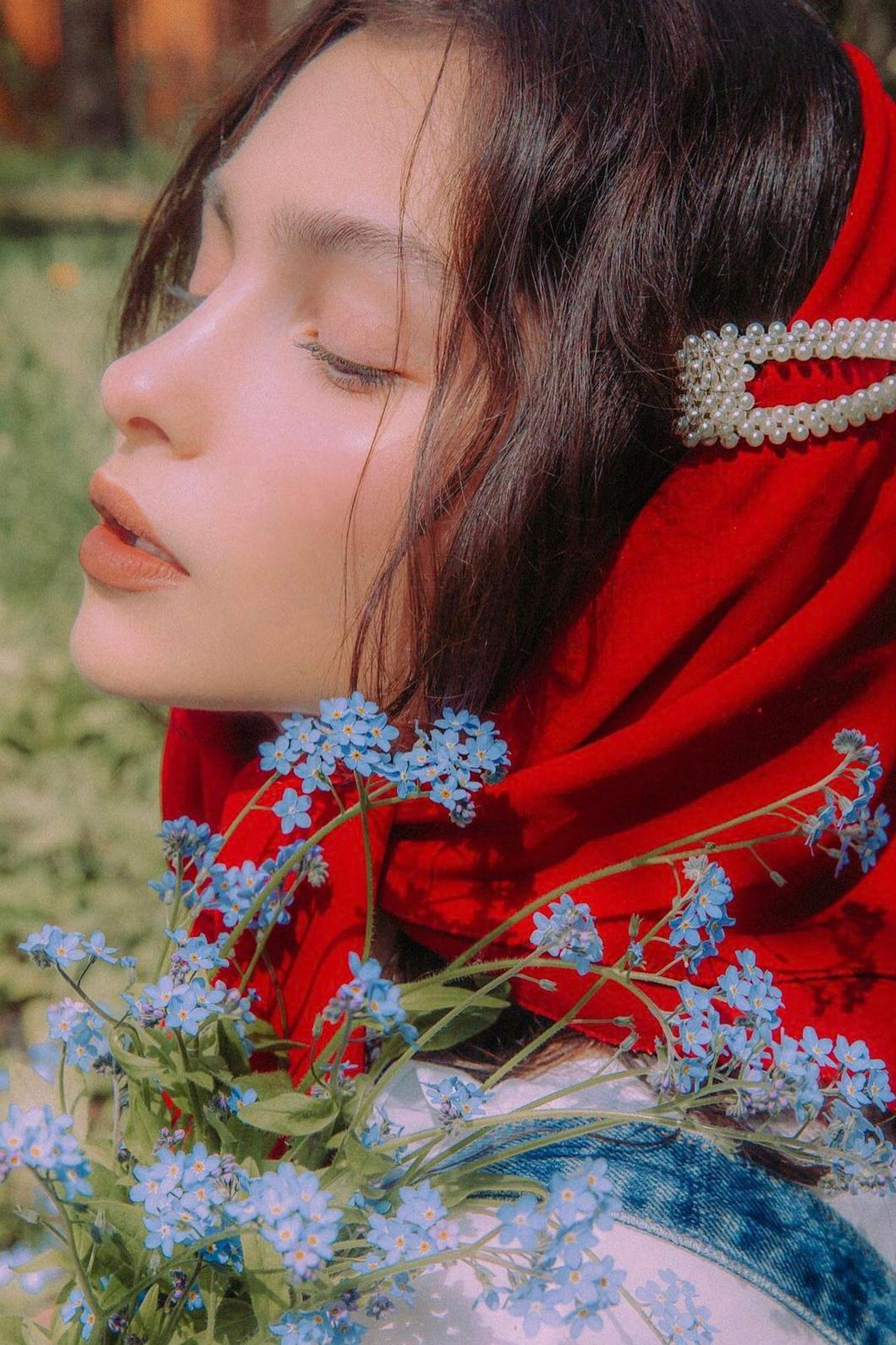 Модель для предметной съемки Станислава Москва| Sale Easy