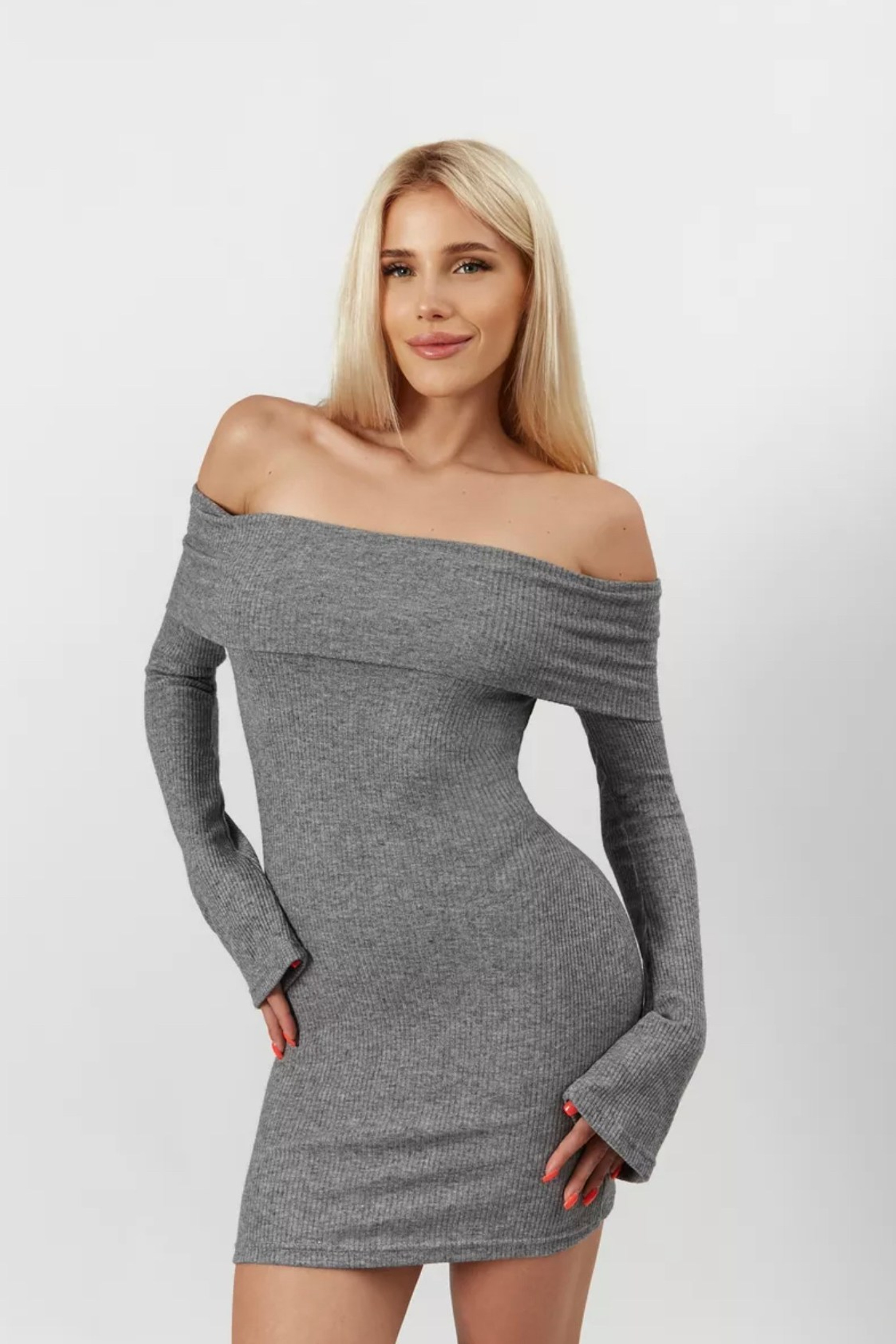 Модель для предметной съемки Мария Ц. Москва| Sale Easy