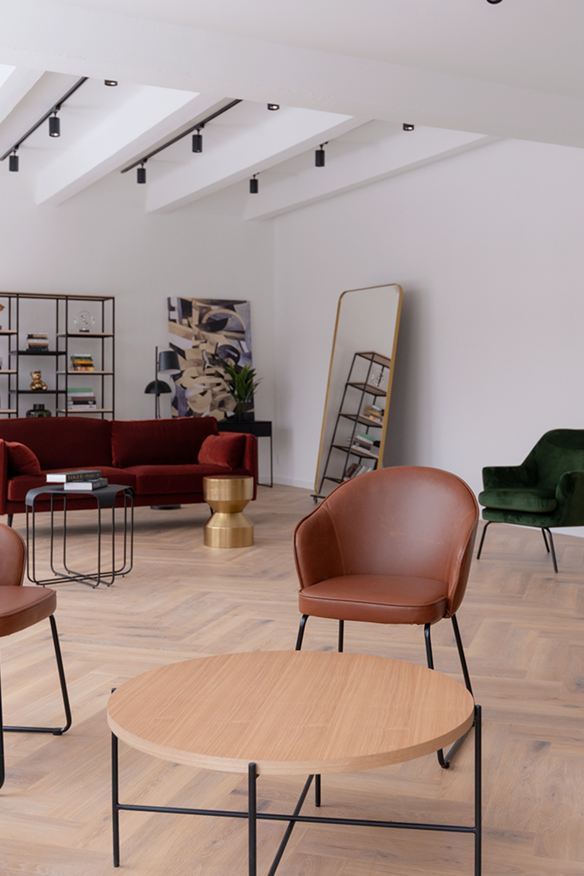 CROSS   — Room № 203