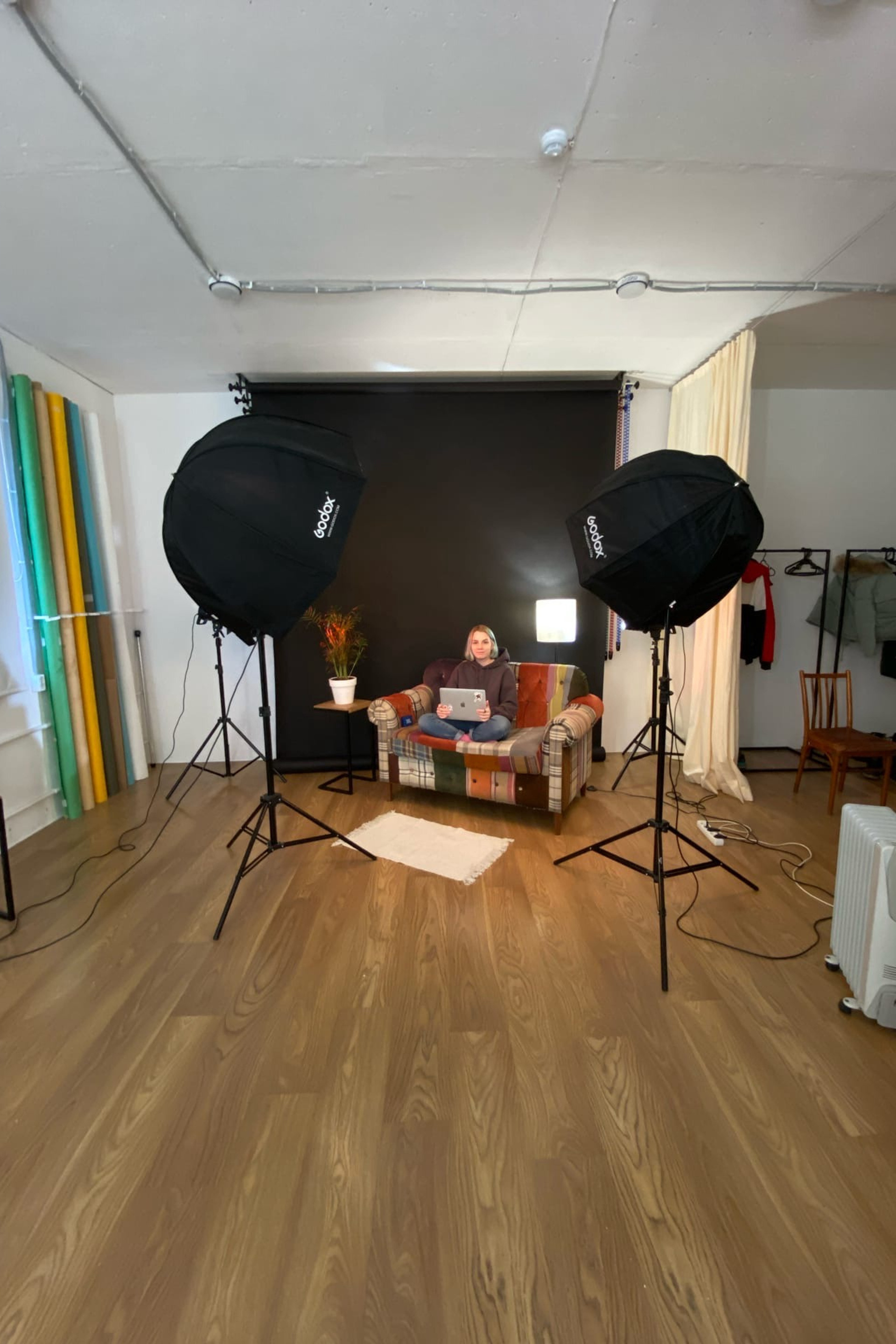 Студия Lookbook для предметной съемки Красноярск|Sale Easy