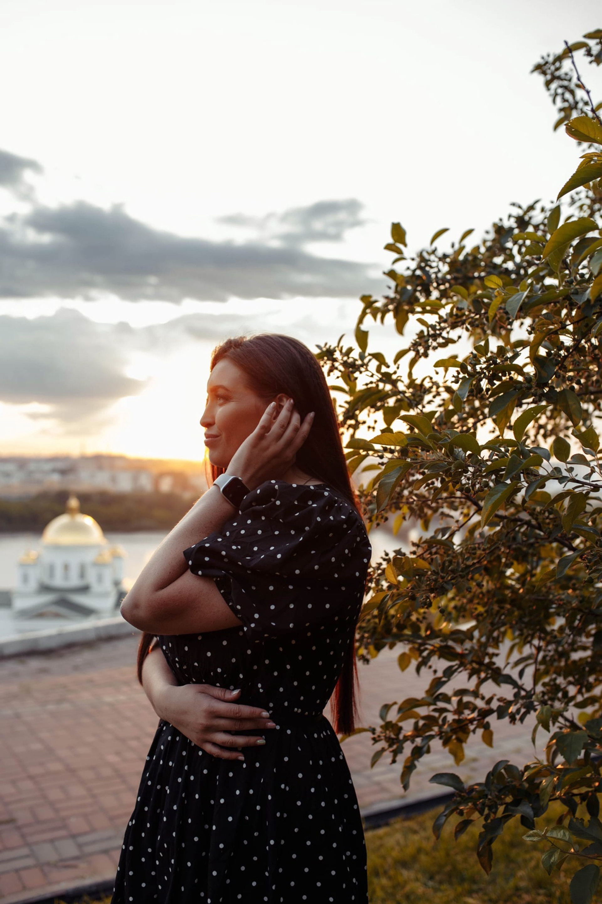 Модель plus size для предметной съемки Виктория БН.Новгород| Sale Easy