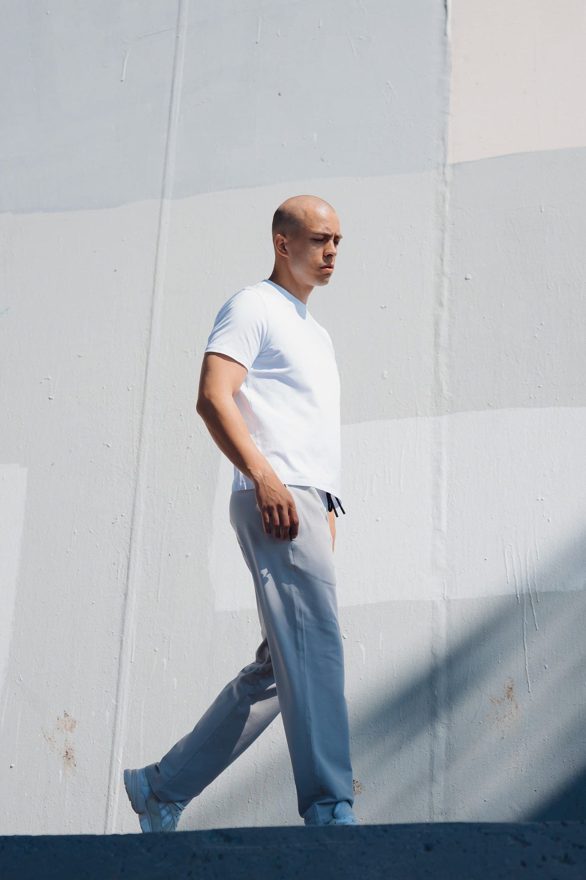 Модель для предметной съемки Артем id 29 036 С.-Пб| Sale Easy