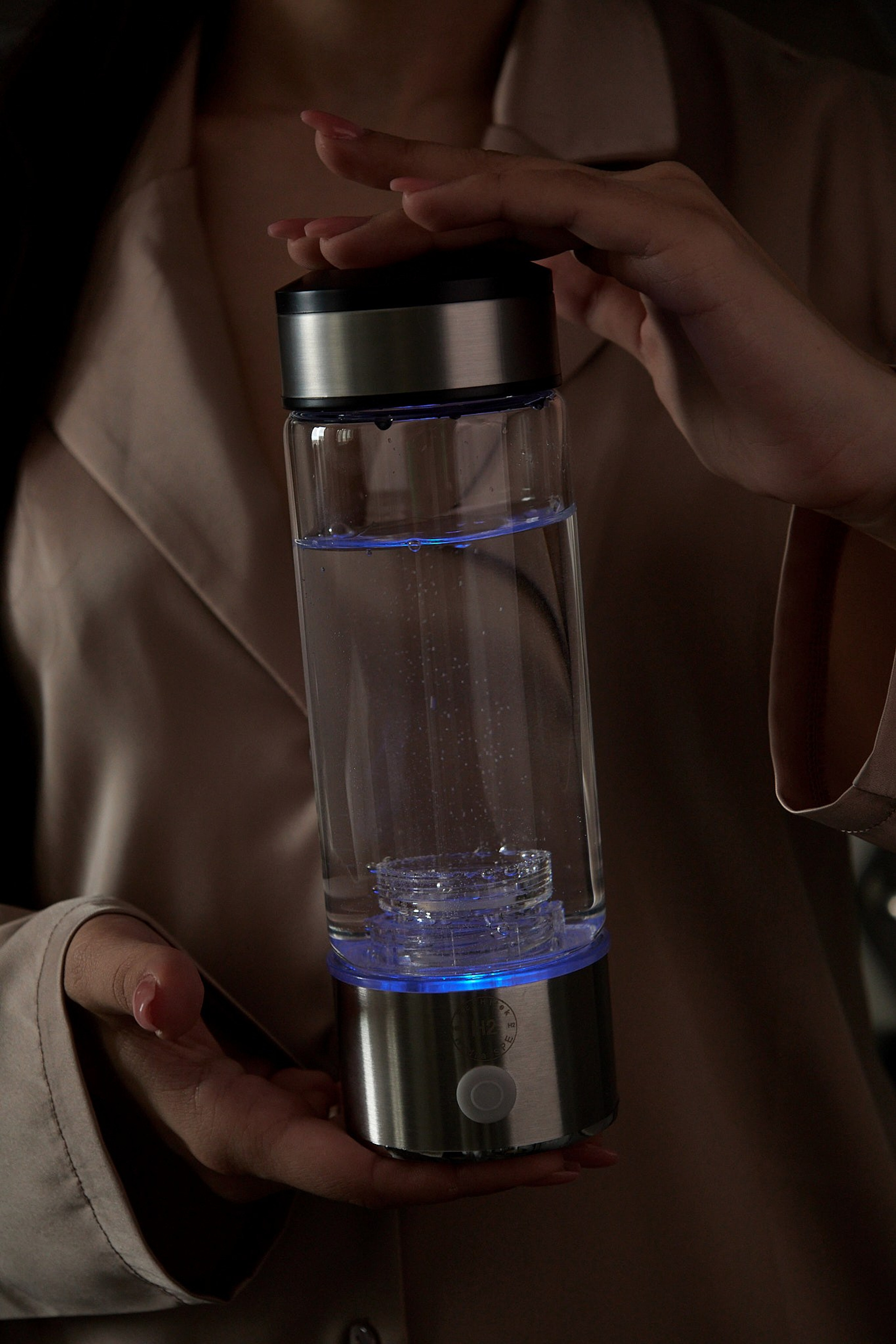 Профессиональная предметная съемка техники с акцентом на каждую деталь.