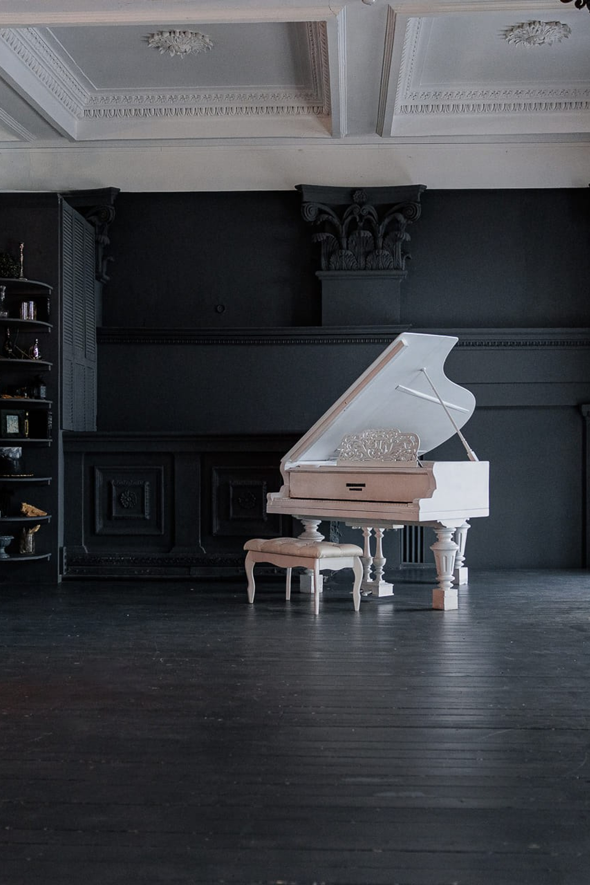 Студия MANSARDA — Castle для предметной съемки Н.Новгород |Sale Easy