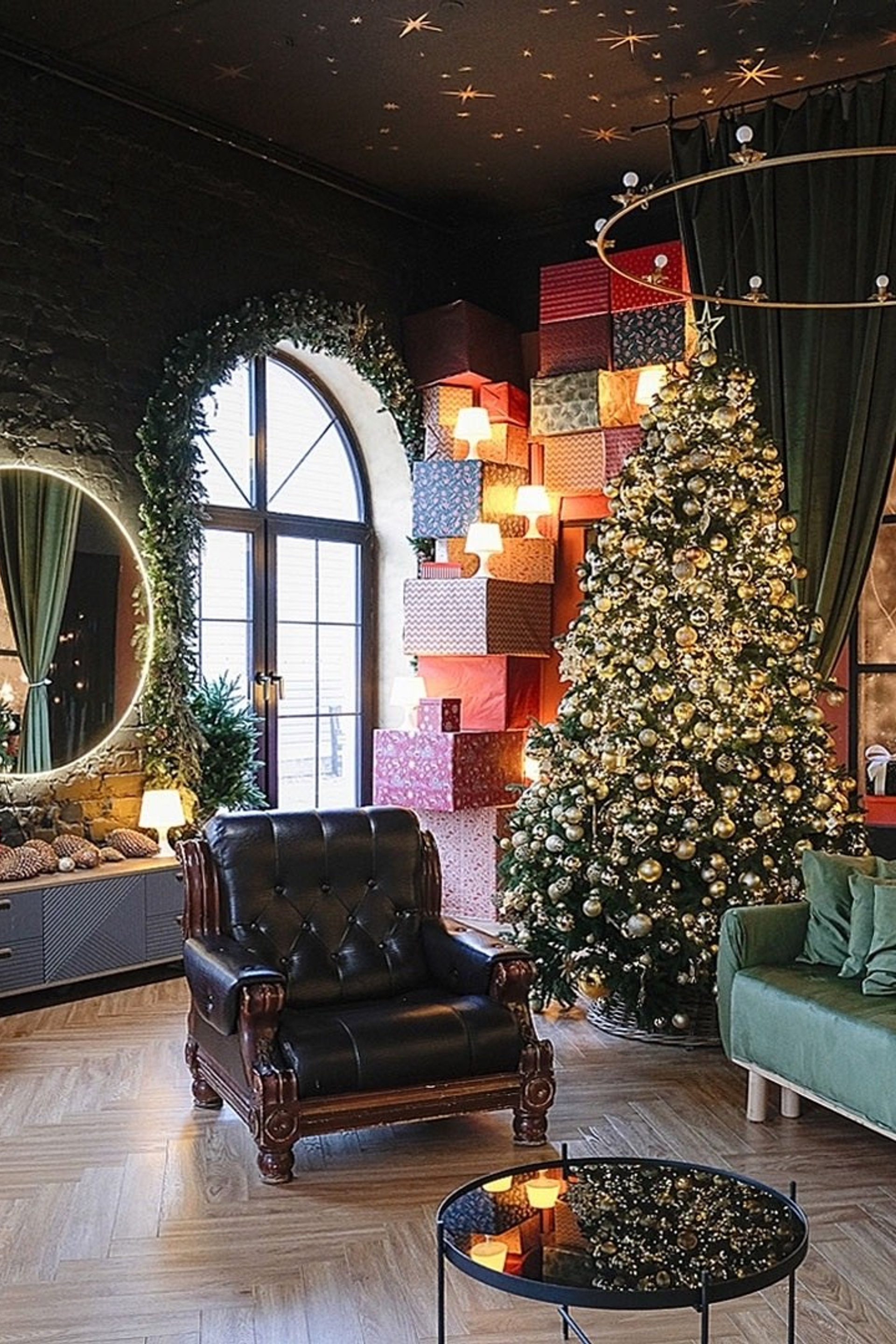 Студия SEVER — Основной зал для предметной съемки Казань|Sale Easy