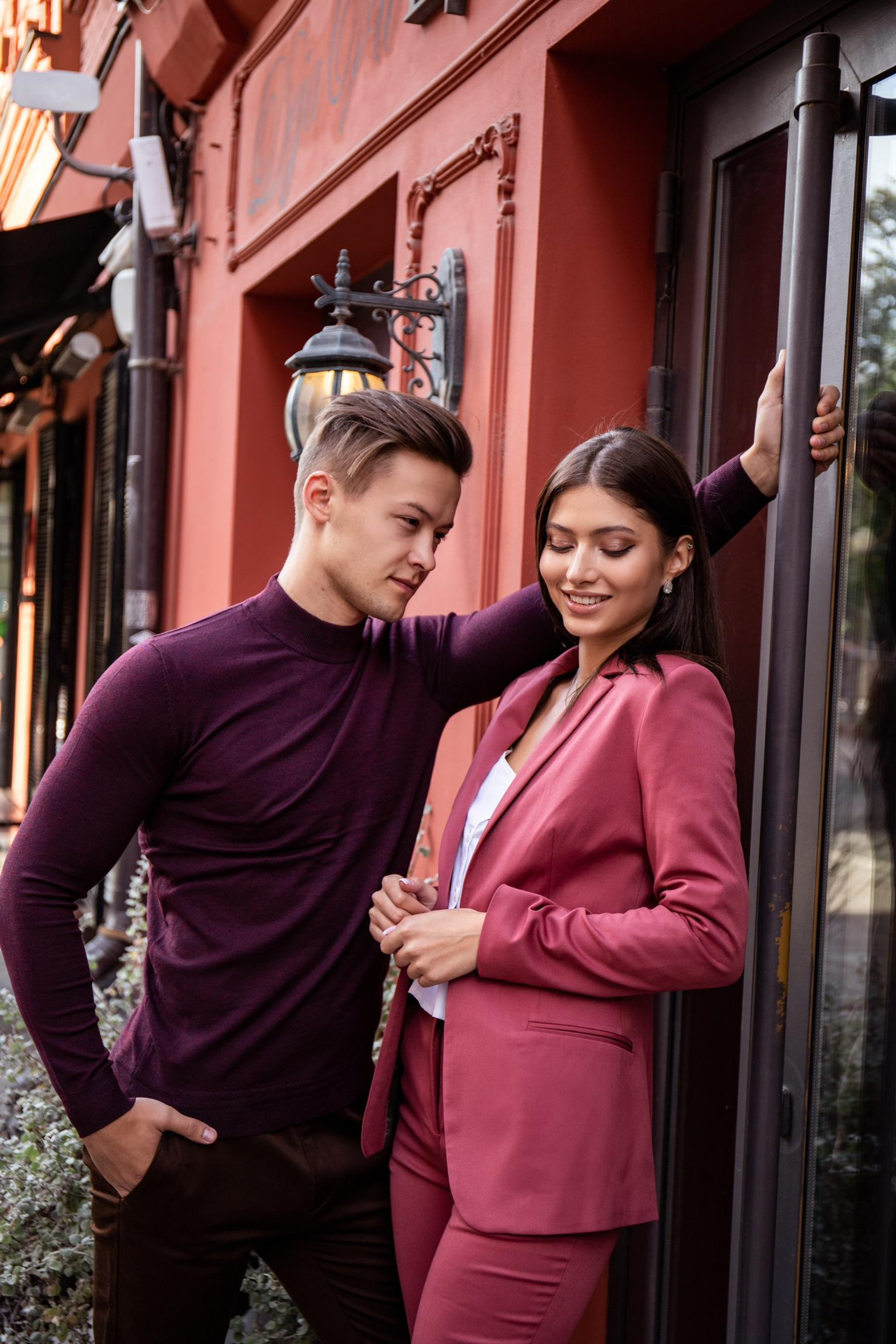 Модель для предметной съемки Роман АА Москва | Sale Easy