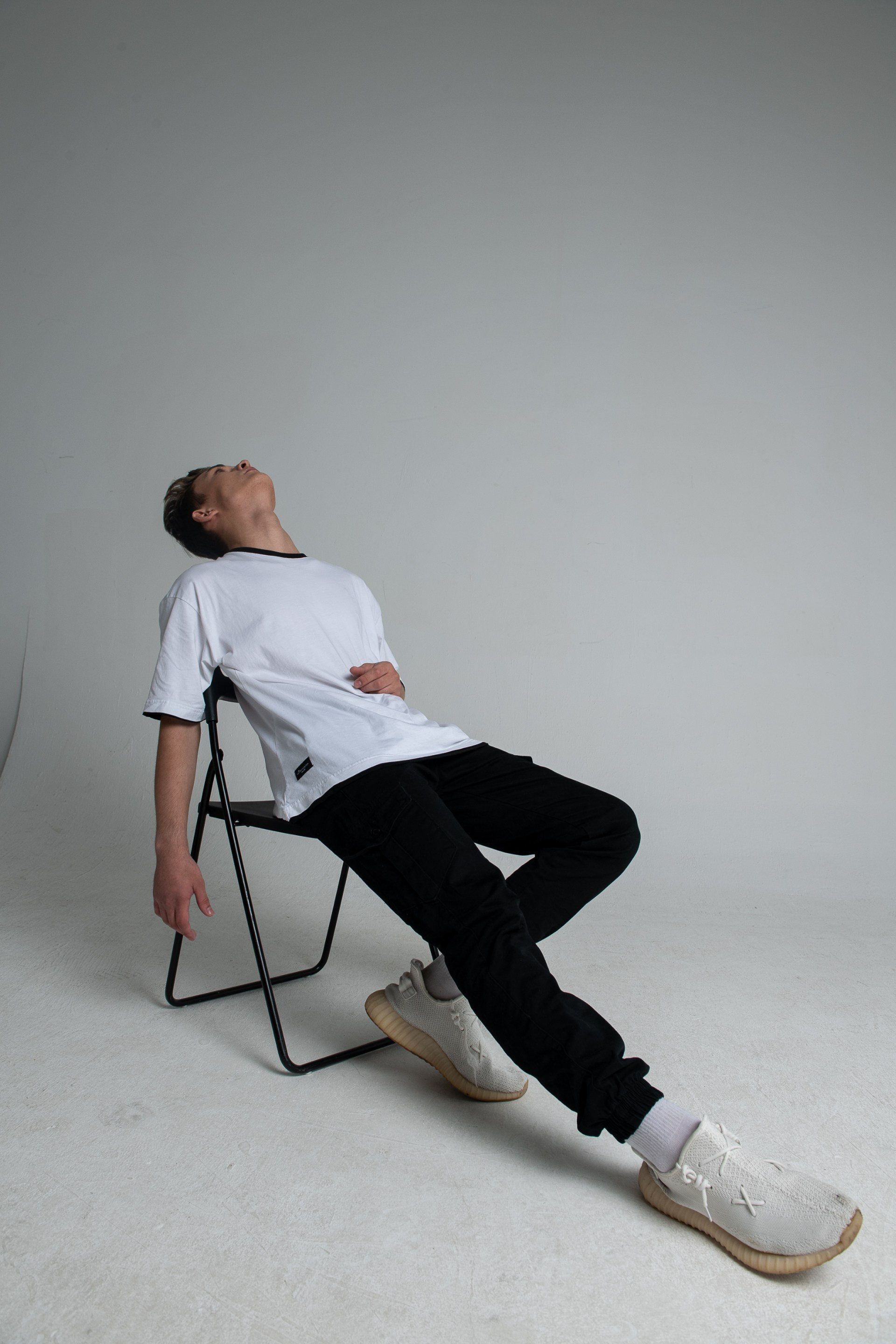 Модель для предметной съемки Александр Б Москва | Sale Easy