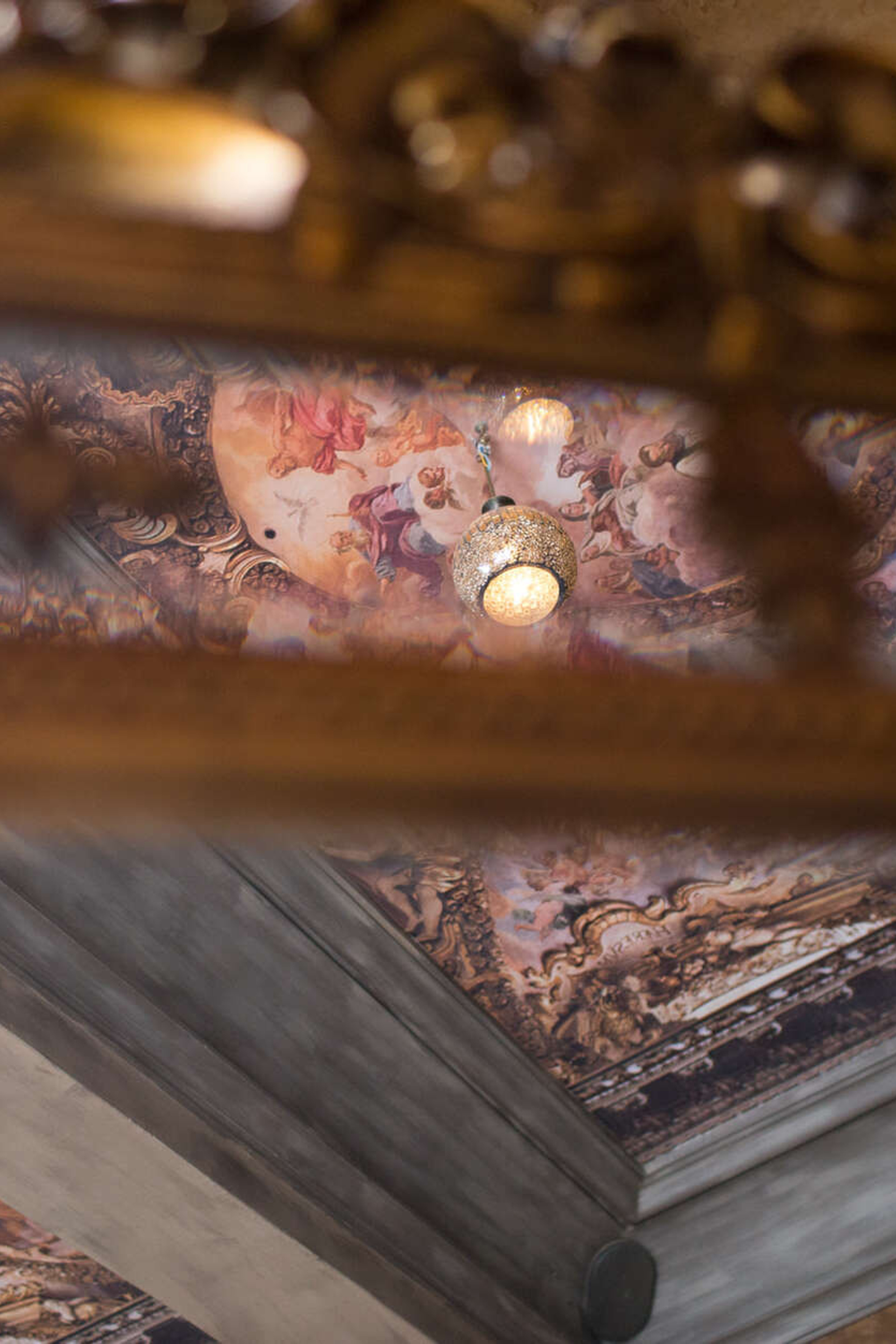 Студия LEONA — зал ITALY для предм. съемки С.-Пб|Sale Easy