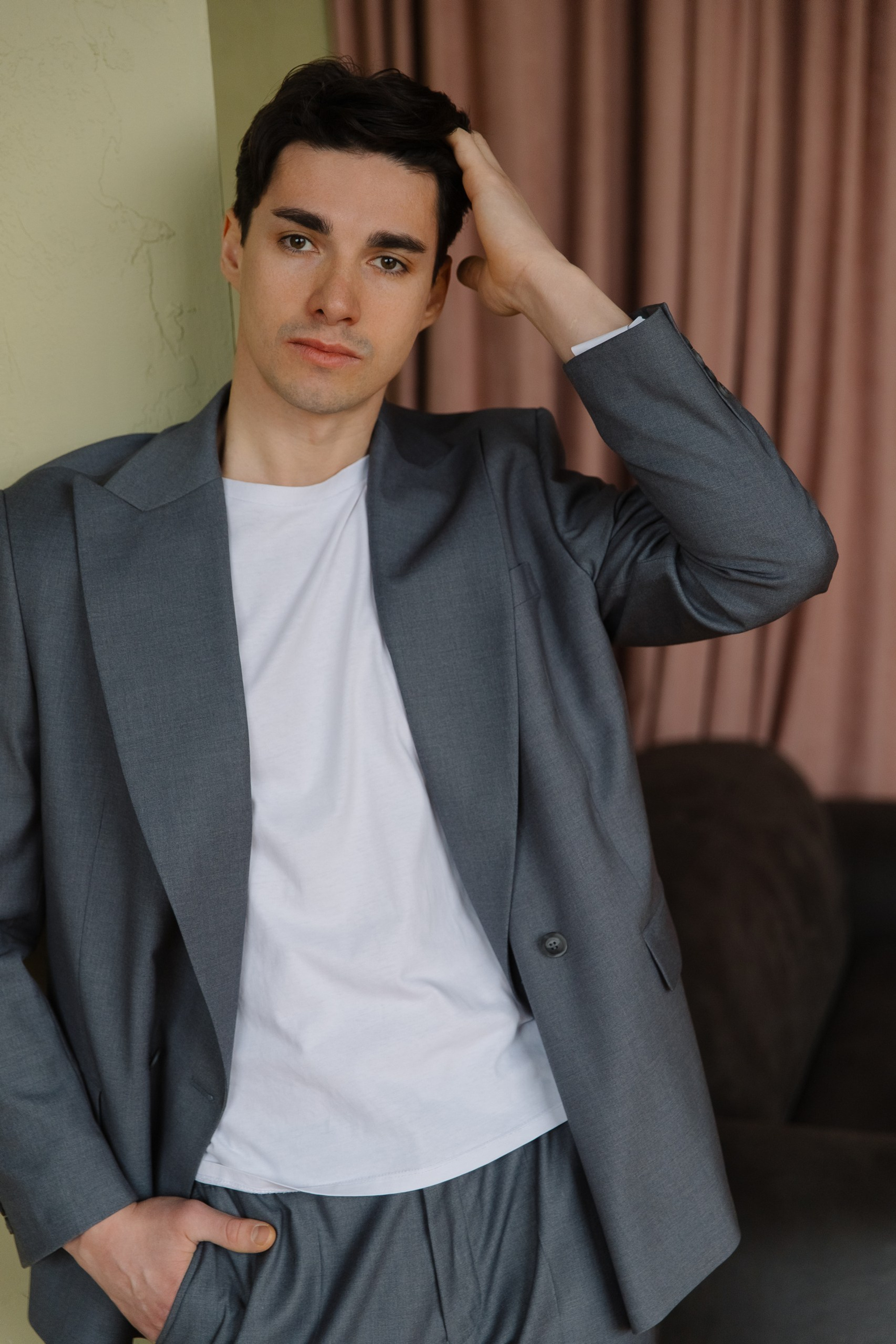 Модель для предметной съемки Владимир id 29 033 С.-Пб| Sale Easy