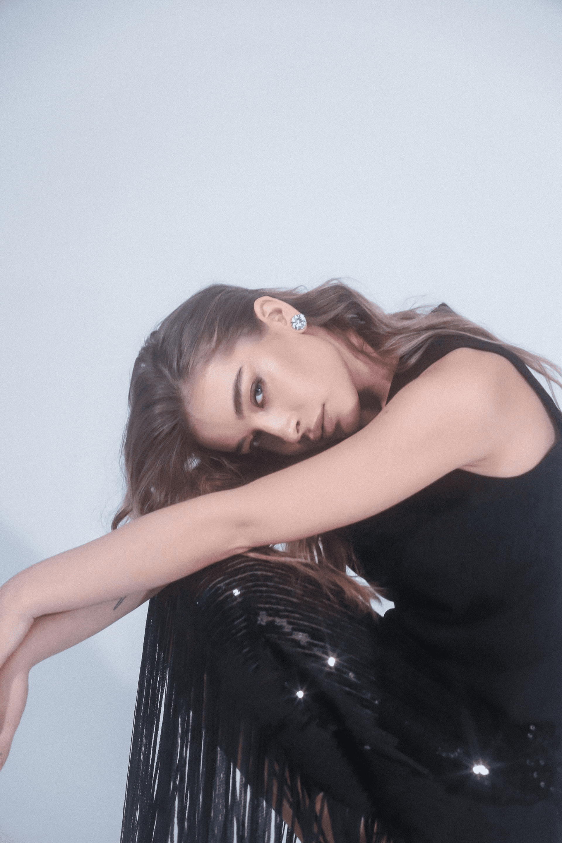 Модель для предметной съемки Александра Д. Н.Н.| Sale Easy