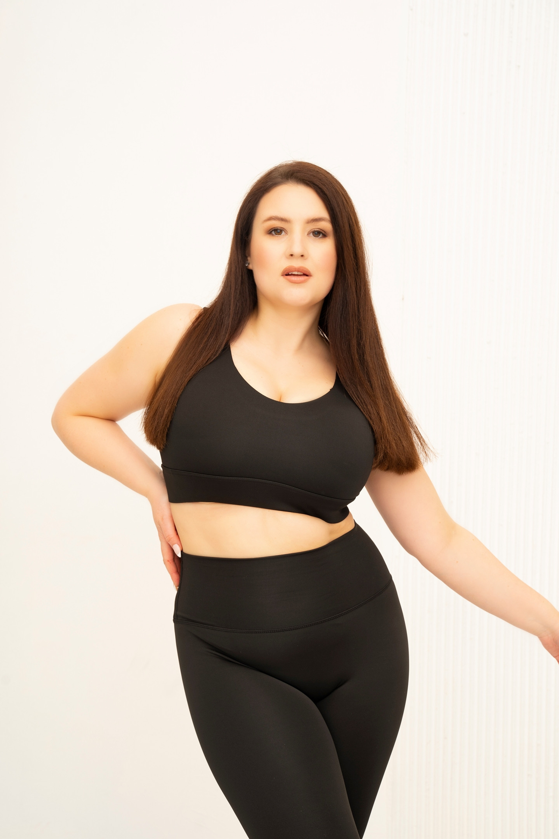 Модель plus size для предметной съемки Виктория Д.Москва | Sale Easy