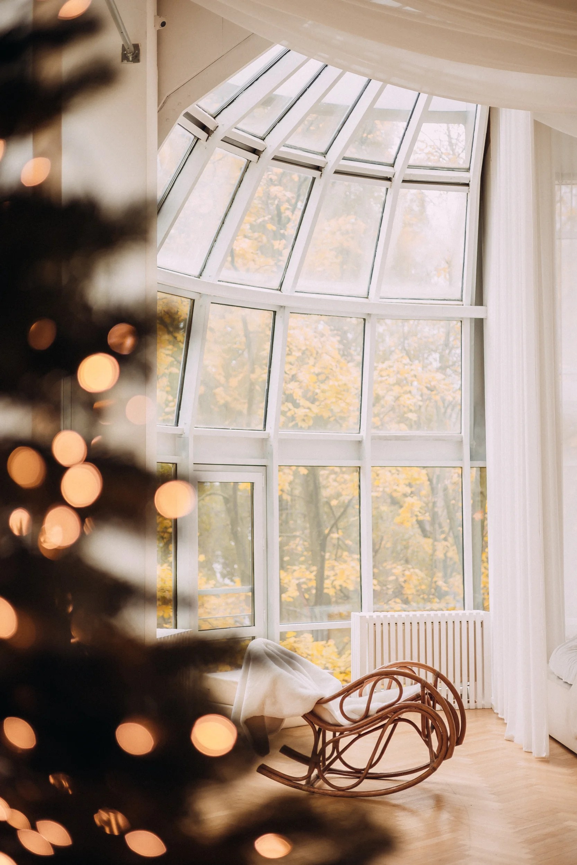 Студия Base — Зал AIR для предметной съемки Москва|Sale Easy