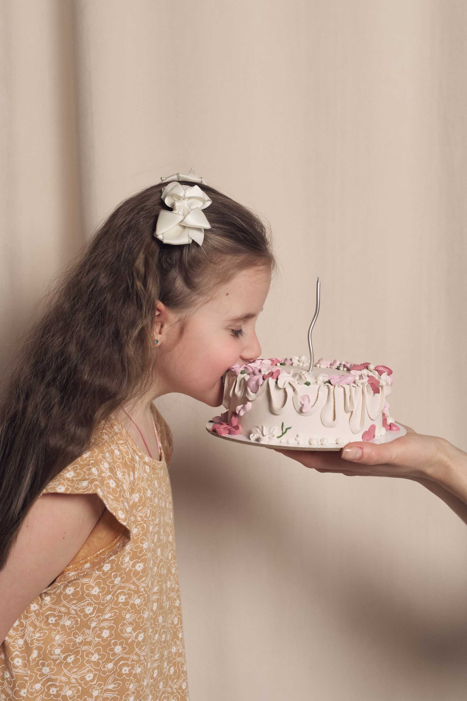 Модель для предметной съемки Арина id 25 745 НН|Sale Easy