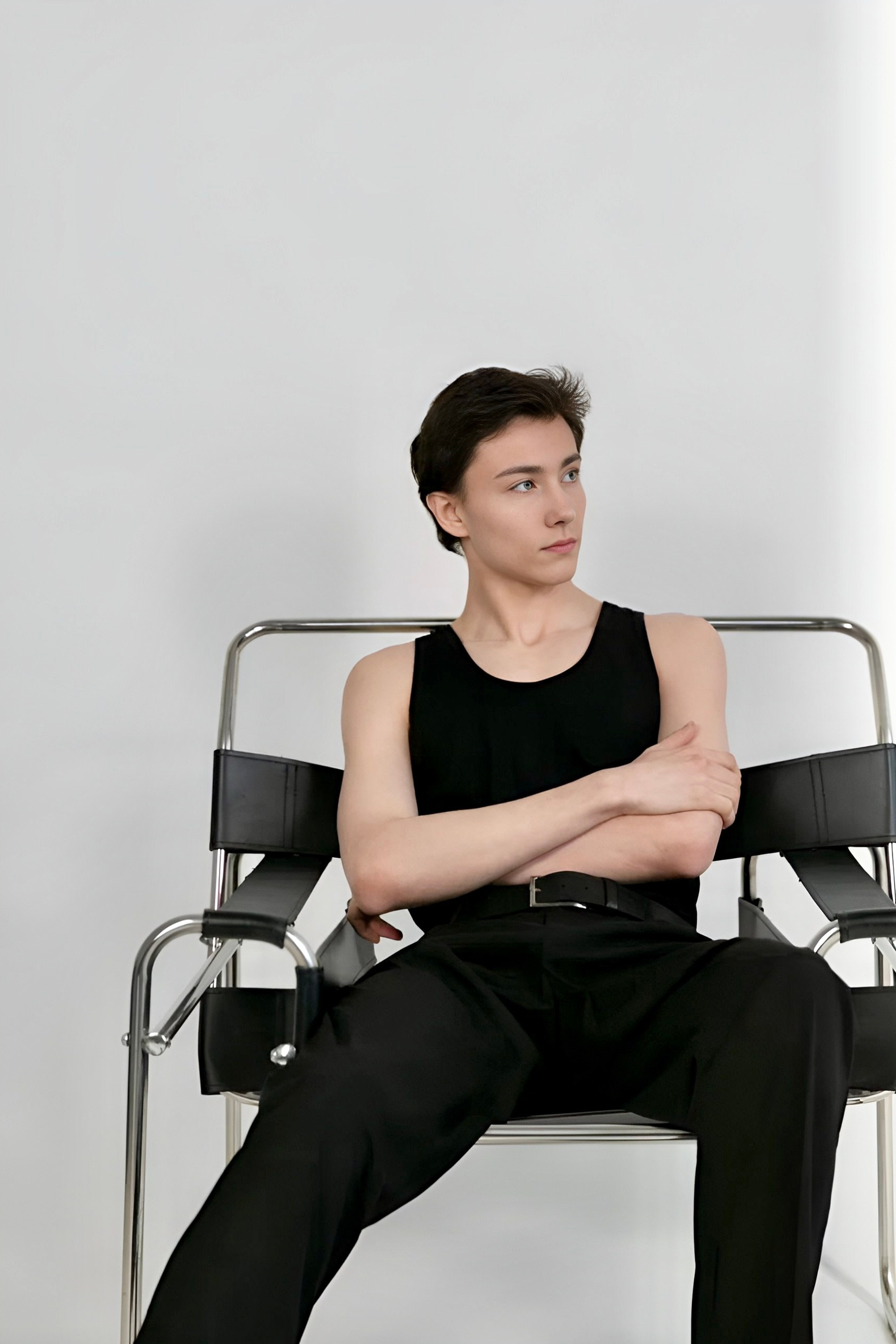 Модель для предметной съемки Виктор id 26 046 НН|Sale Easy