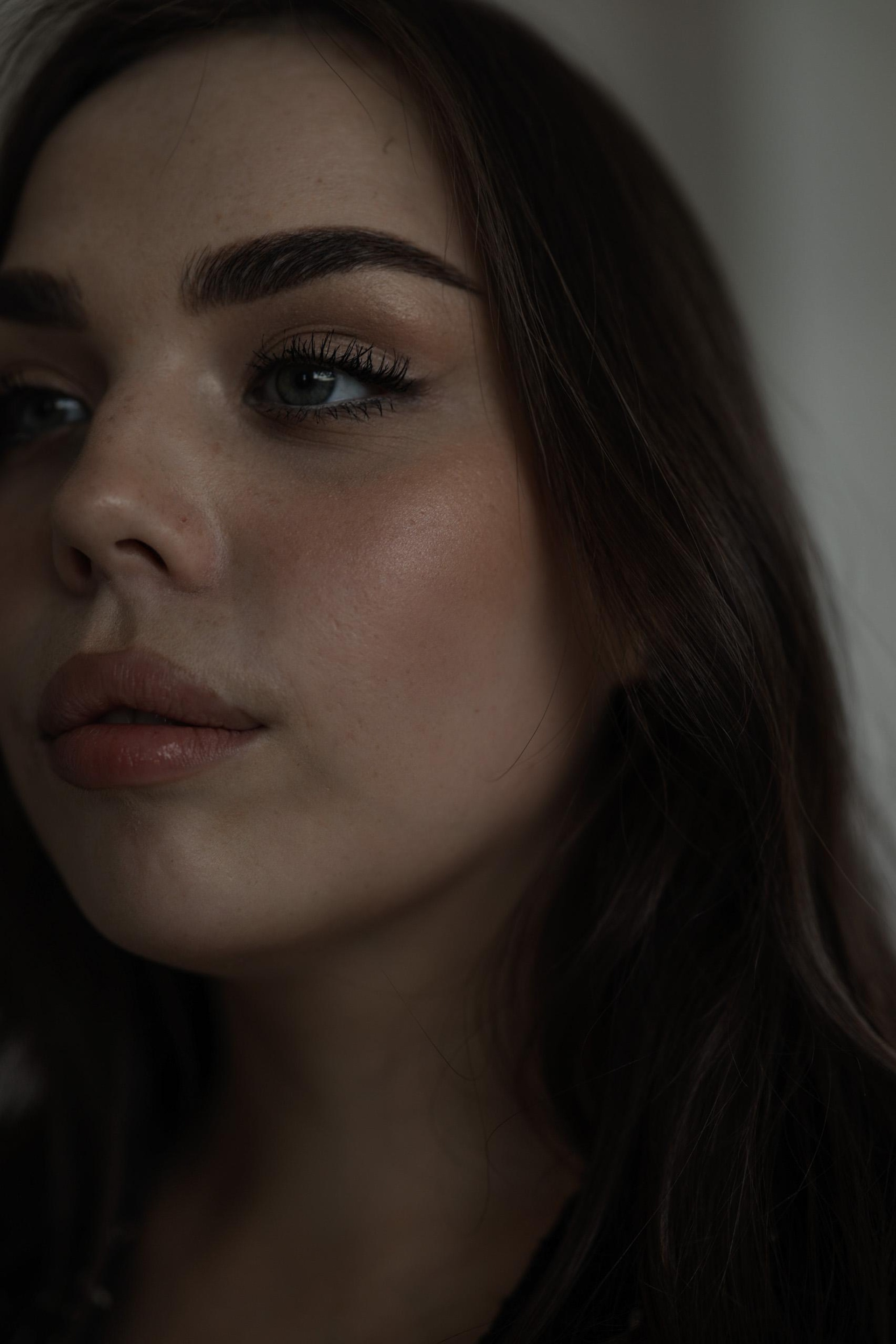 Модель plus size для предметной съемки Полина С-Петербург | Sale Easy