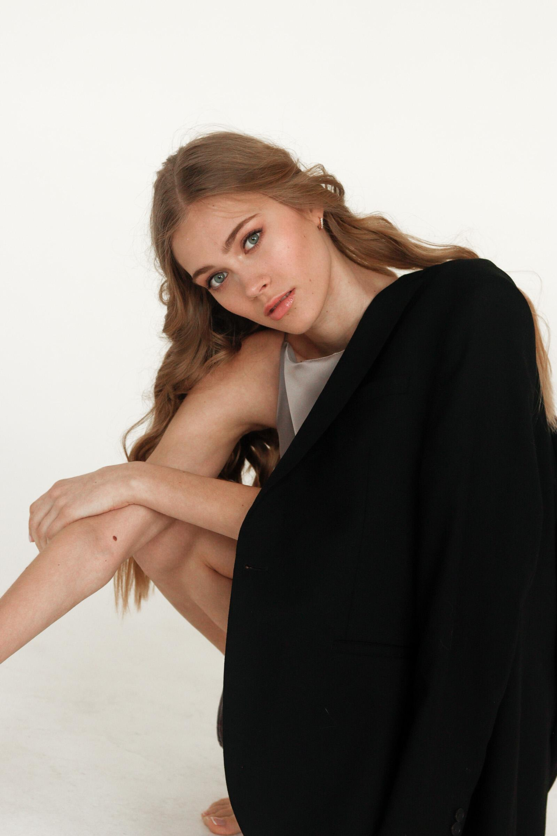 Модель для съемки фото для маркетплейса Полина Ж Н.Новгород |Sale Easy