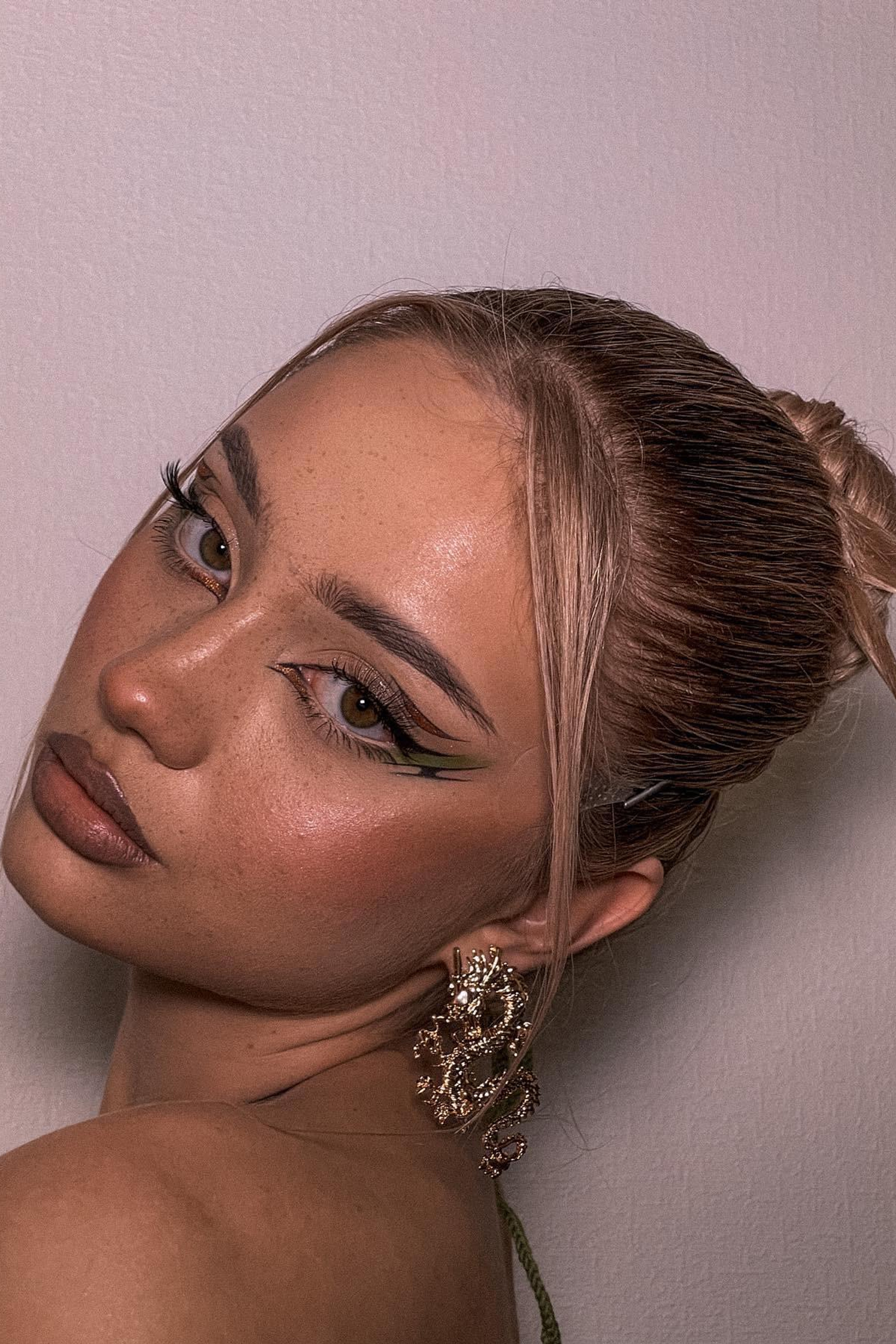 Модель для предметной съемки Вероника 8 Н.Новгород | Sale Easy