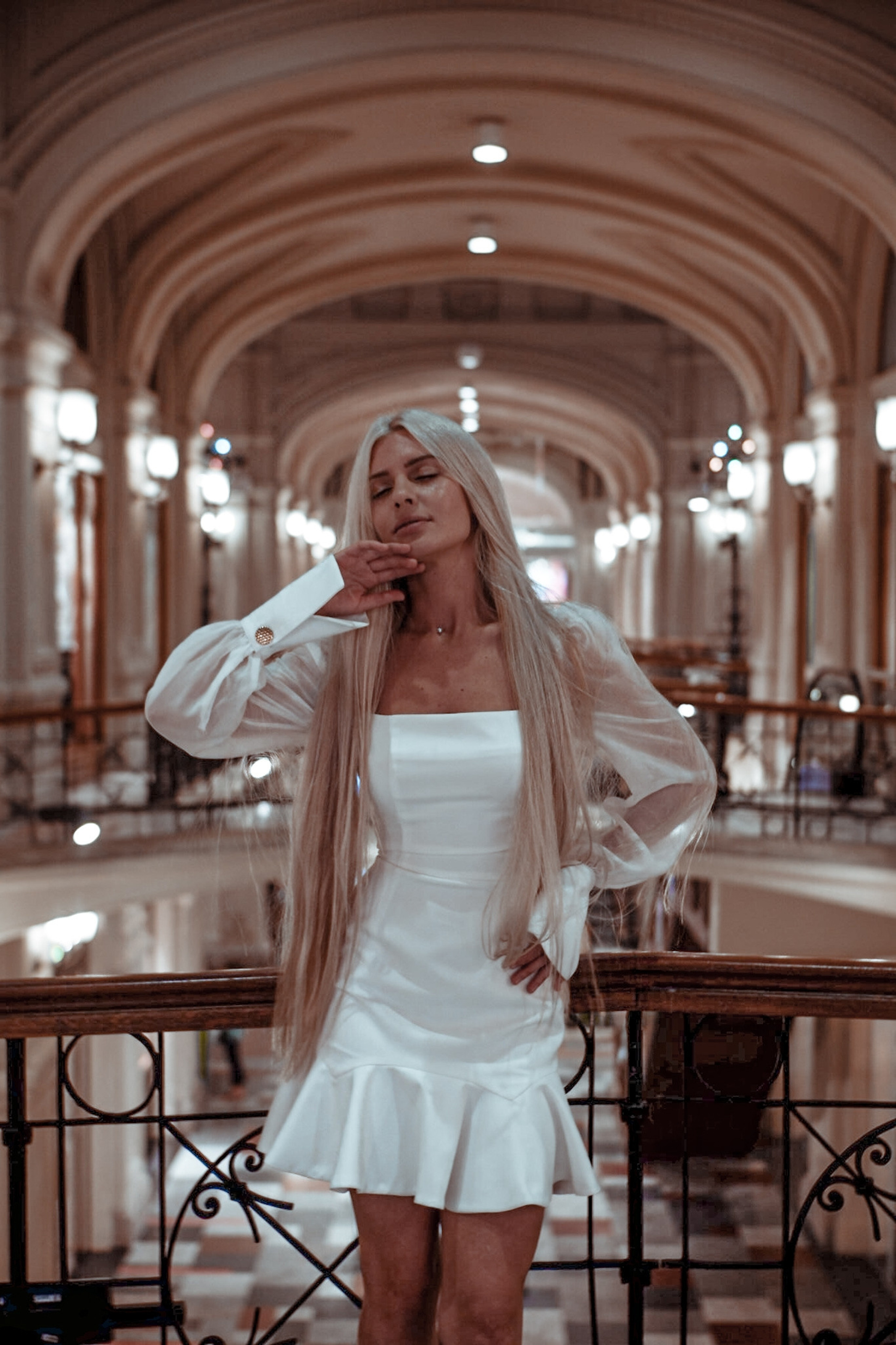 Модель для предметной съемки Кристина В. Москва| Sale Easy