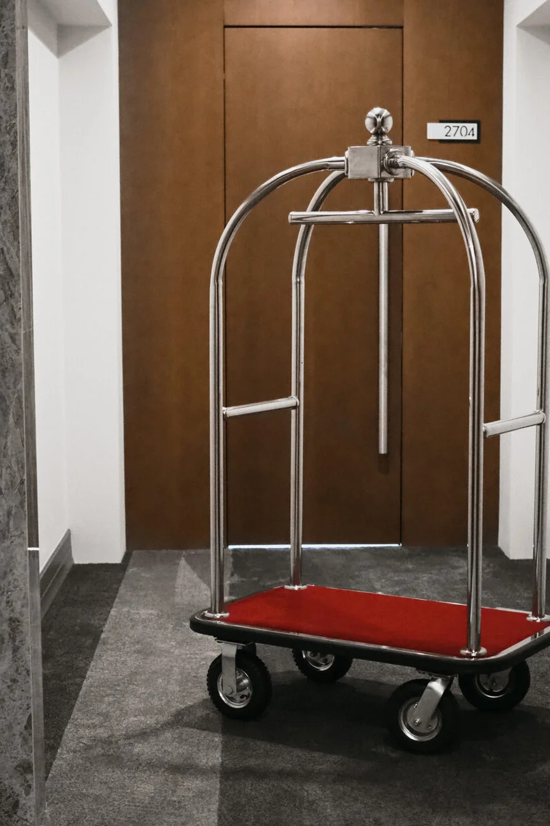 Студия DELIGHT STUDIO — зал Лифт + Холл для предметной съемки Казань