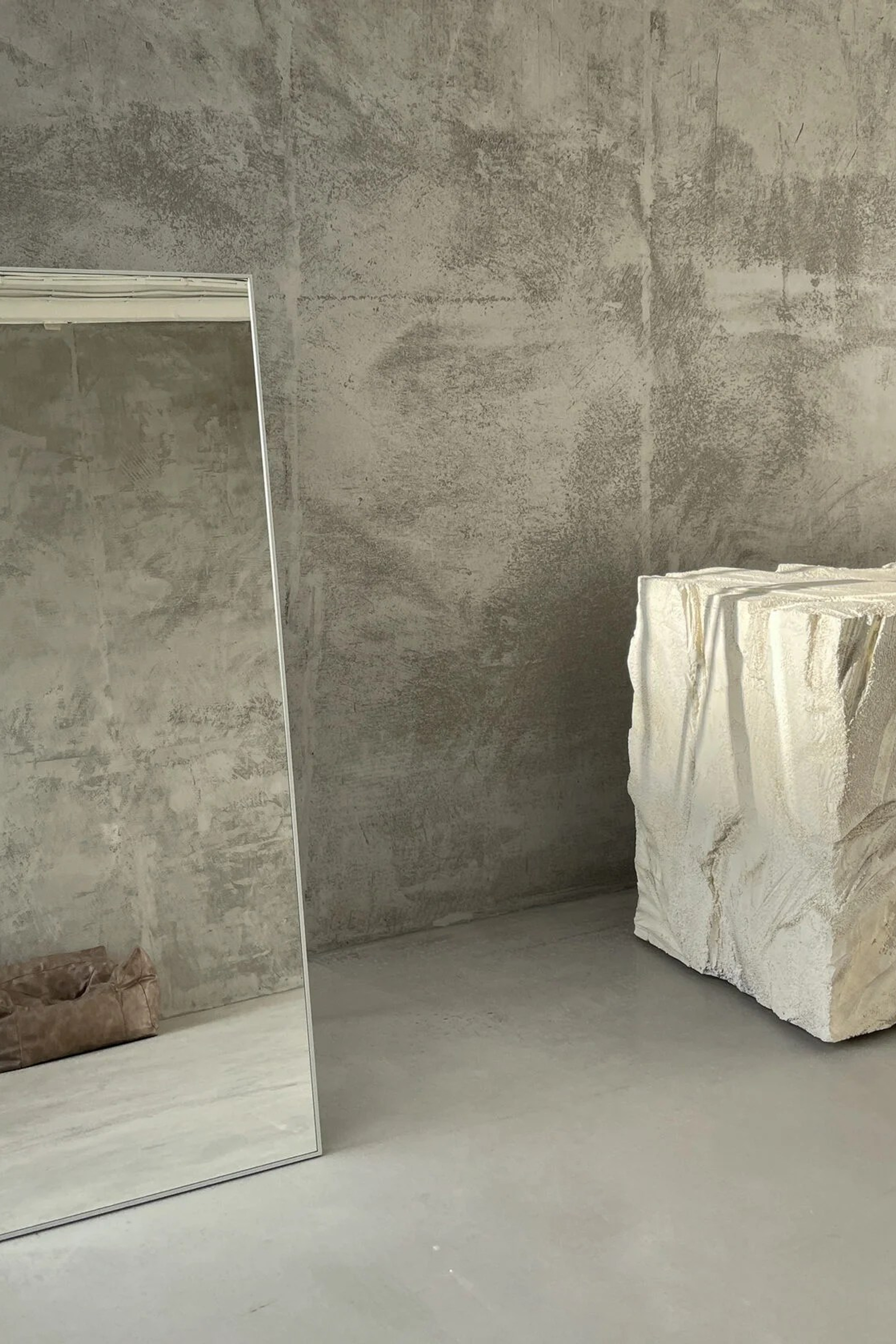 Студия Base — Зал ATOM для предметной съемки Москва|Sale Easy