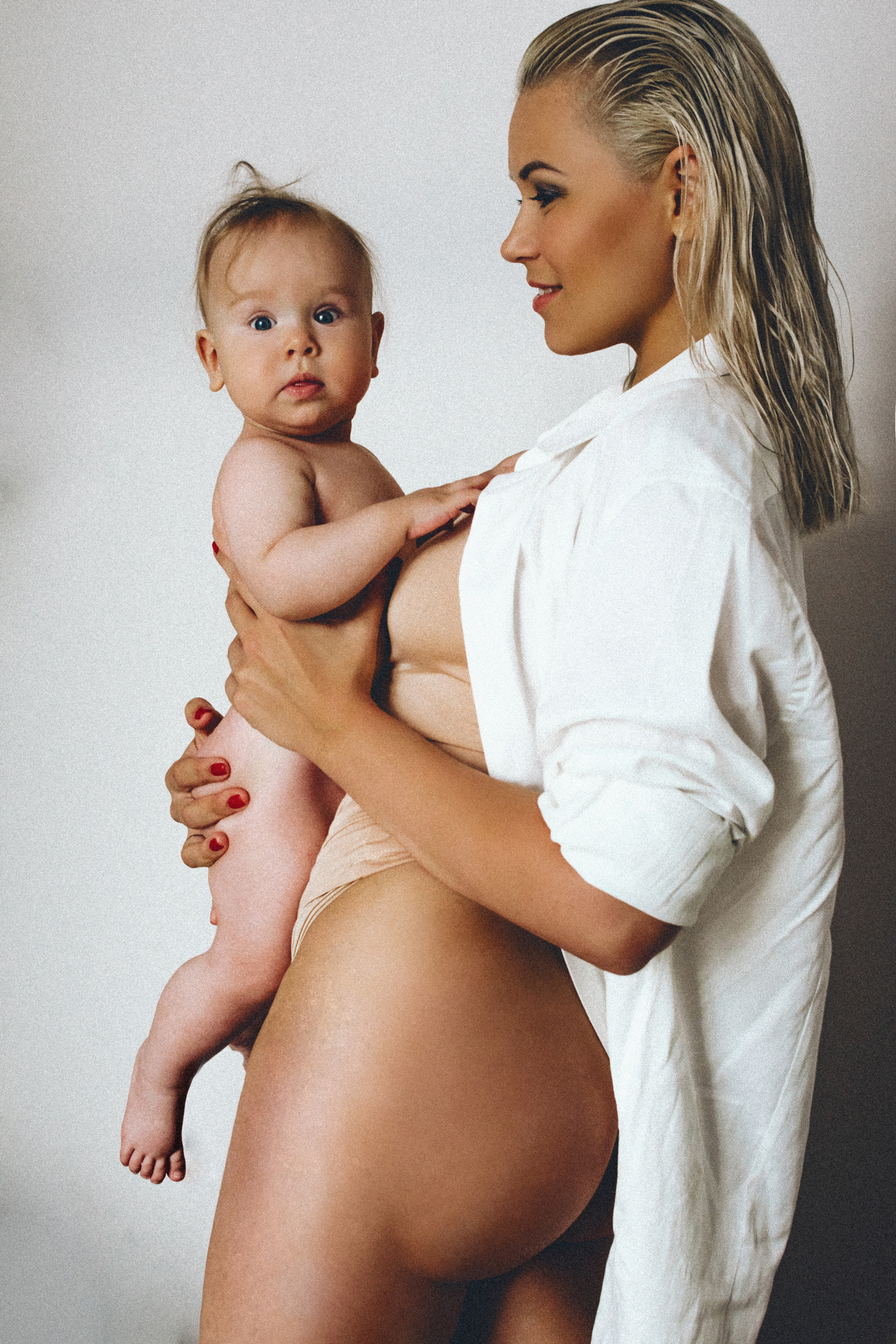 ВИКА И ПОЛИНА