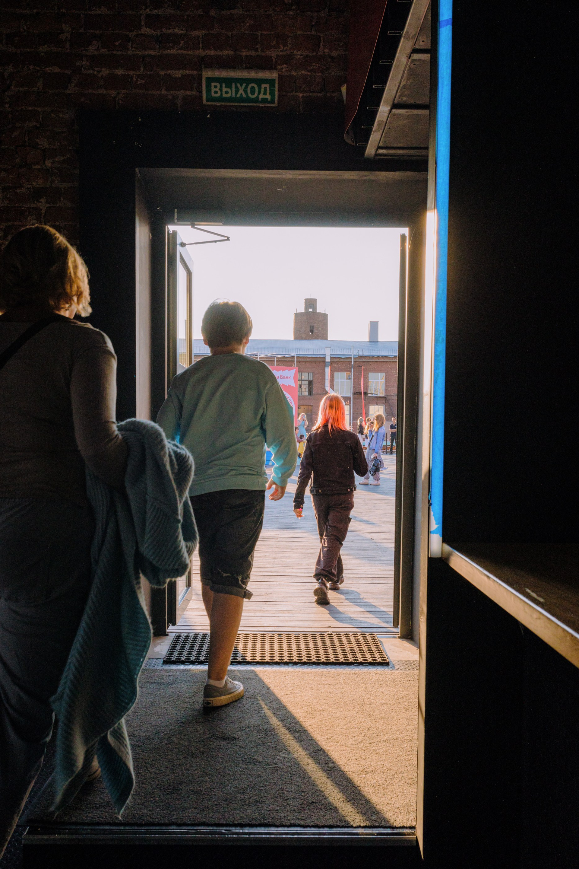 Ваня Дмитриенко в Roof Place. Фотограф и видеограф в Санкт-Петербурге Александра Флотская