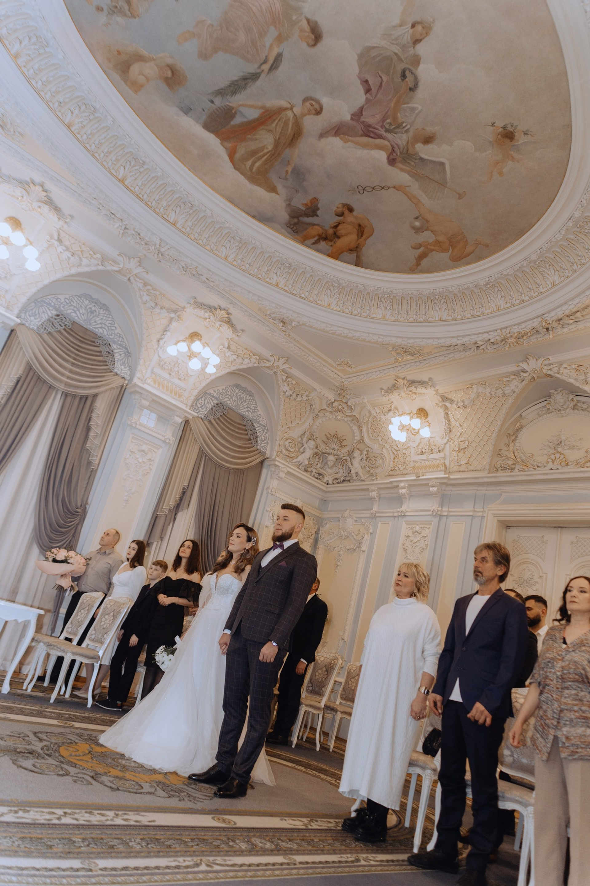 фотосъёмка официальной регистрации брака