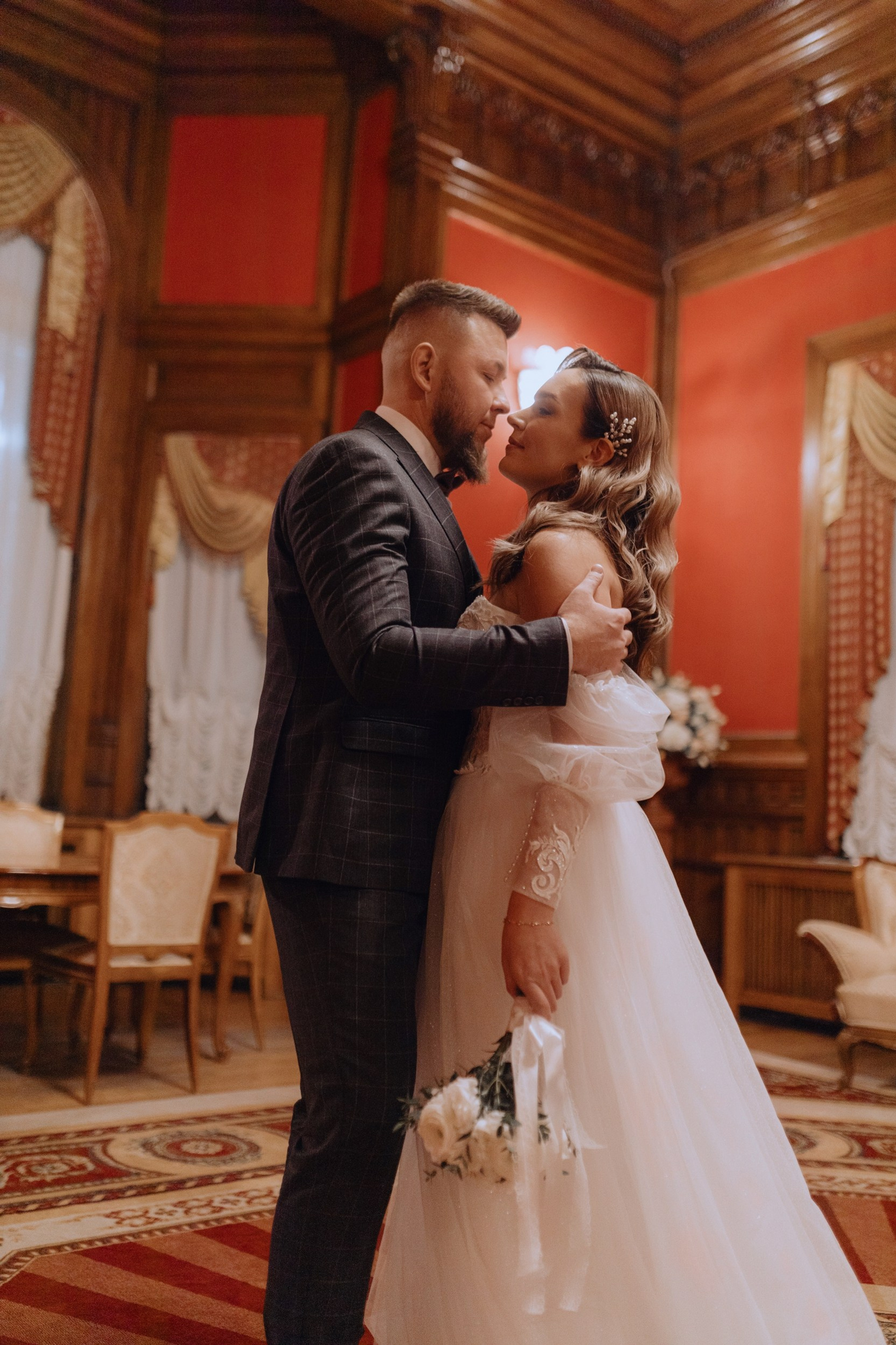 свадебная съёмка официальной регистрации